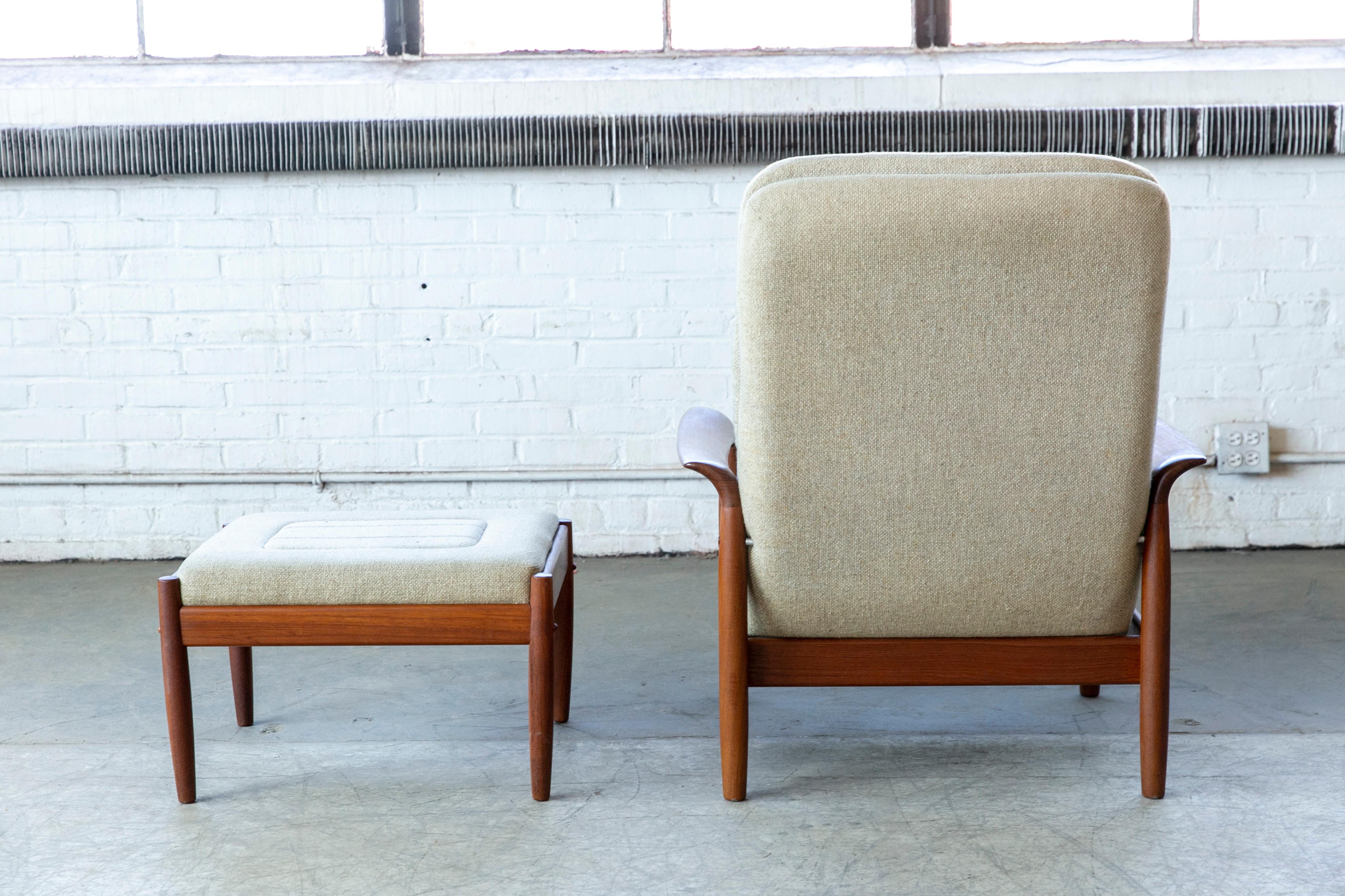 Danish Modern Teak Lounge Chair with Ottoman, Denmark, circa 1970 For Sale 5