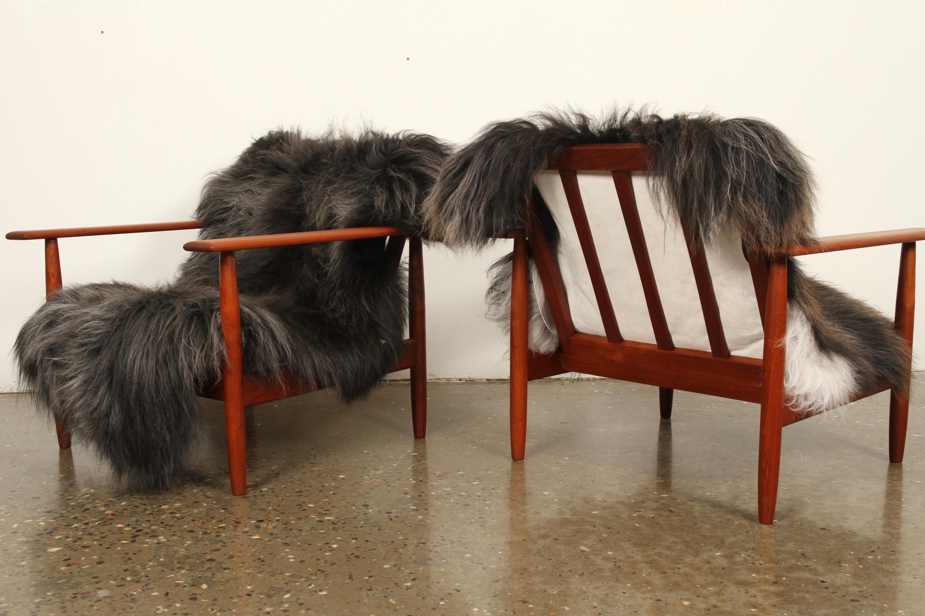 Scandinavian Modern Danish Modern Teak Lounge Chairs, Set of 2