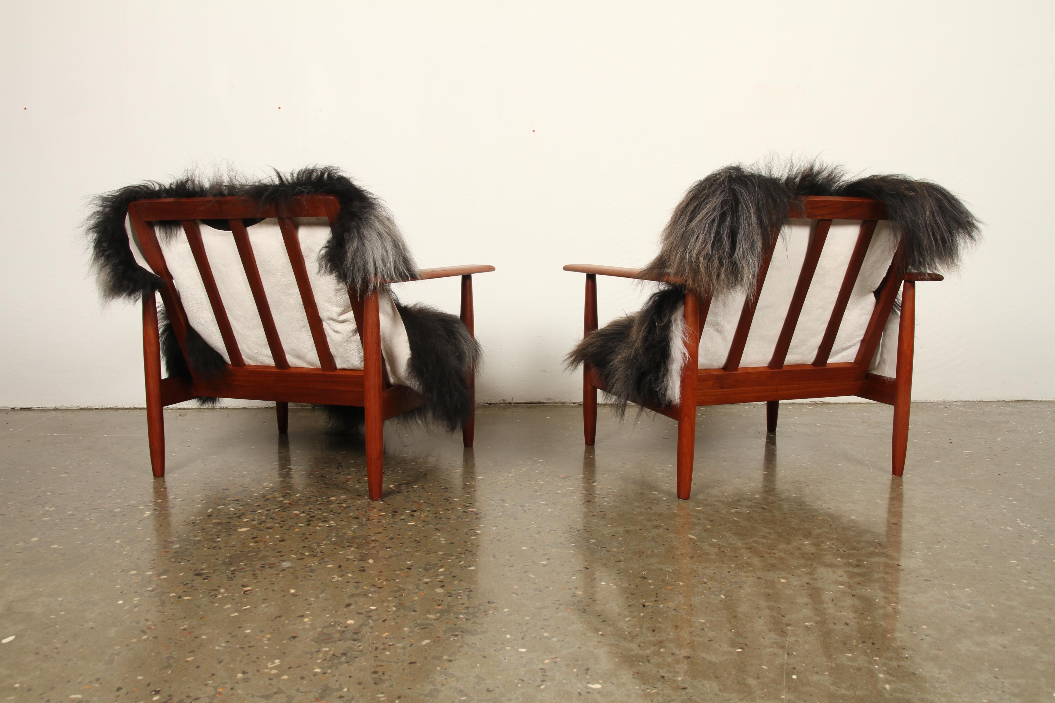 Mid-20th Century Danish Modern Teak Lounge Chairs, Set of 2