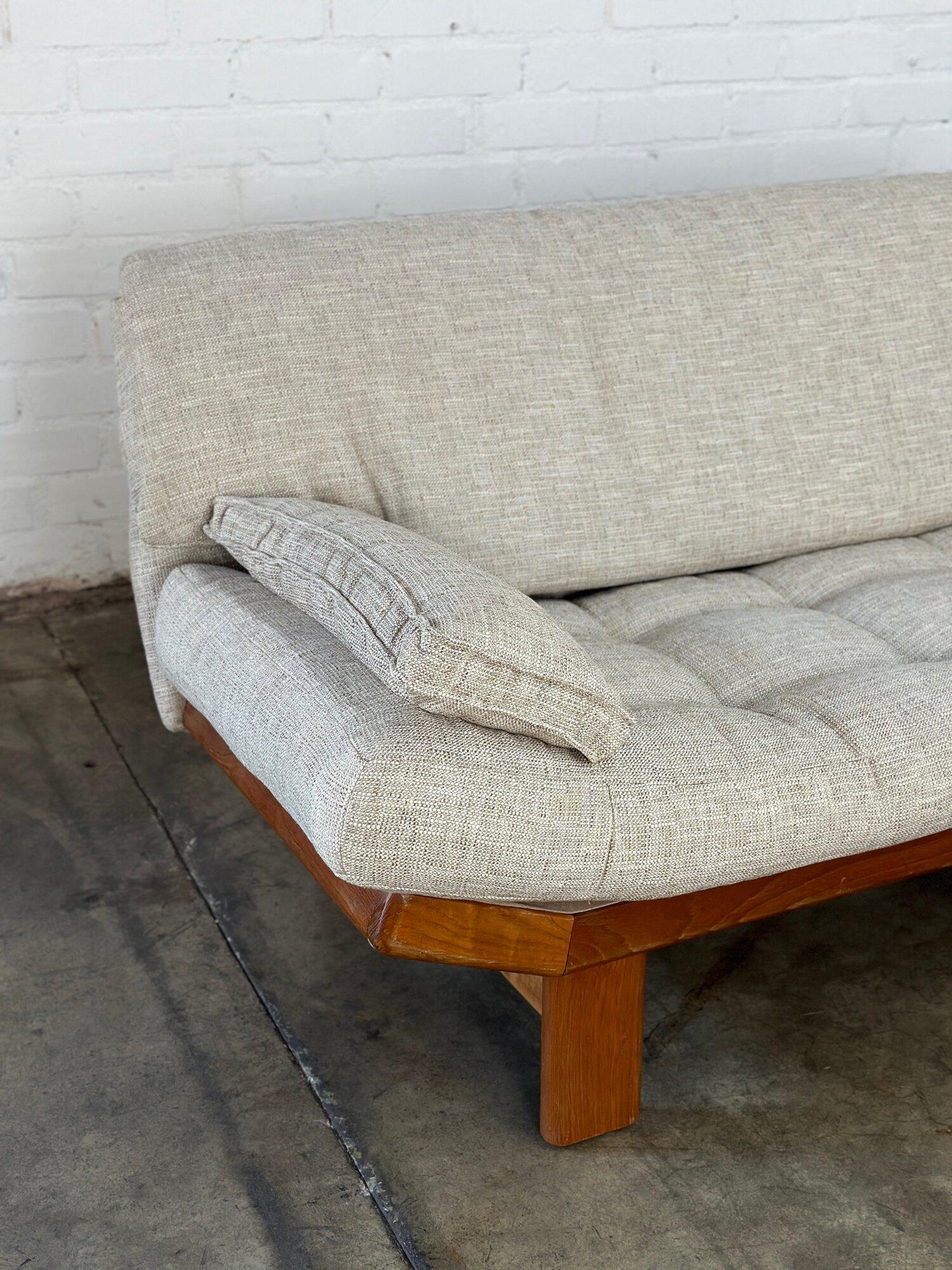 Danish Modern teak loveseat In Good Condition In Los Angeles, CA