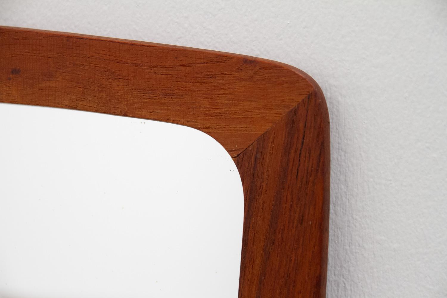 Danish Modern Teak Mirrors and Table, 1960s. Set of 3. For Sale 10