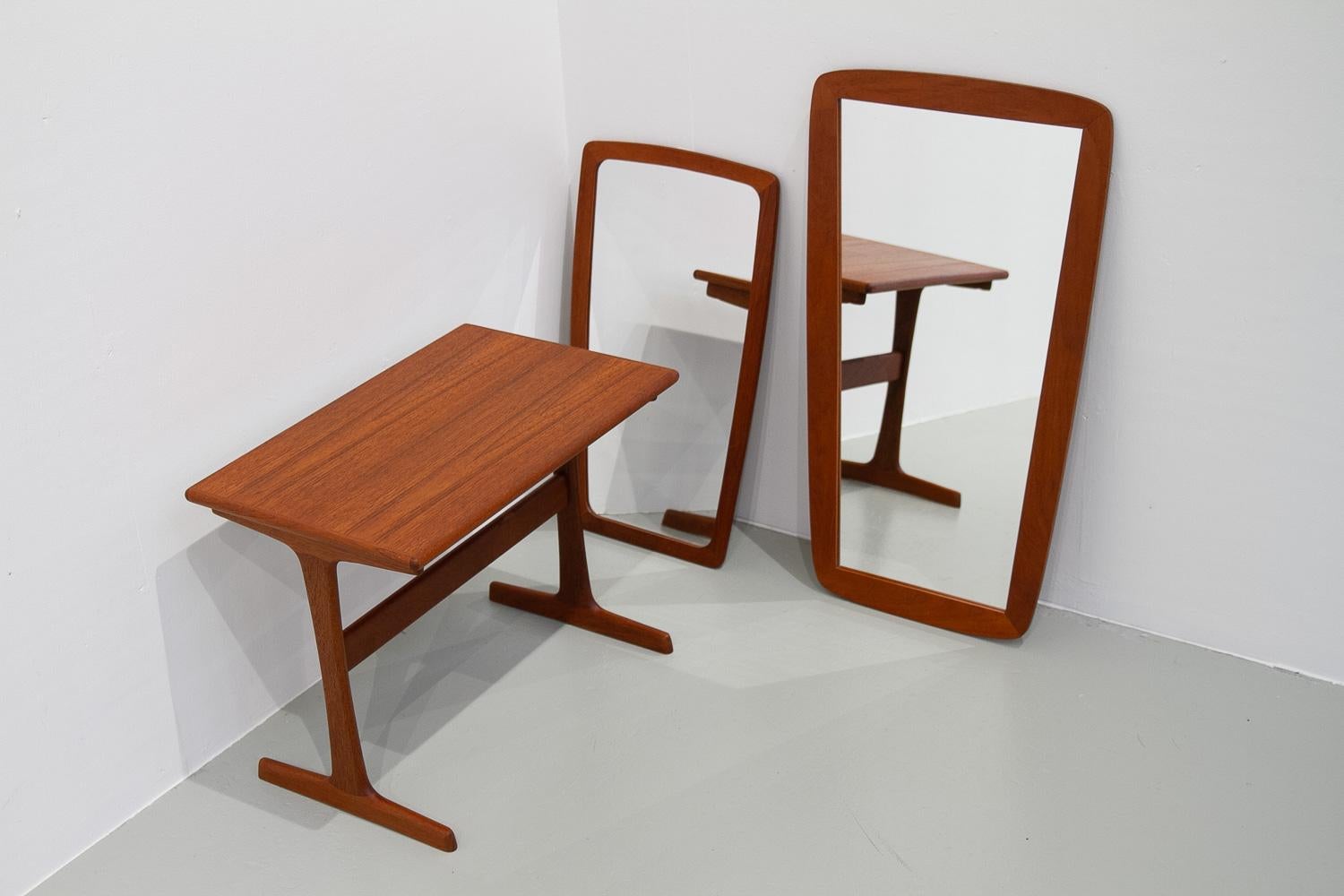 Danish Modern Teak Mirrors and Table, 1960s. Set of 3. For Sale 1