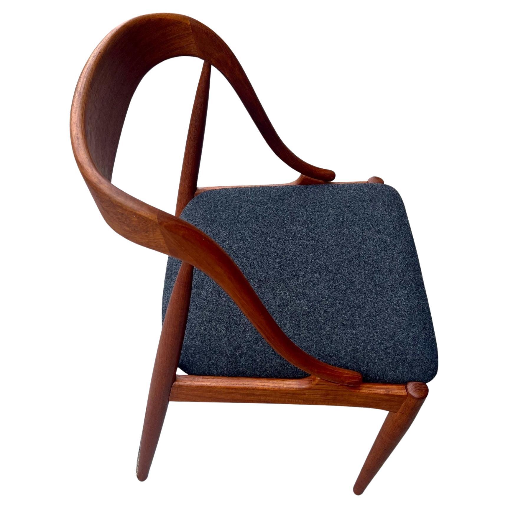 Danish Modern teak Model 16 Chair by Johannes Andersen for Uldum Mobler In Excellent Condition In San Diego, CA