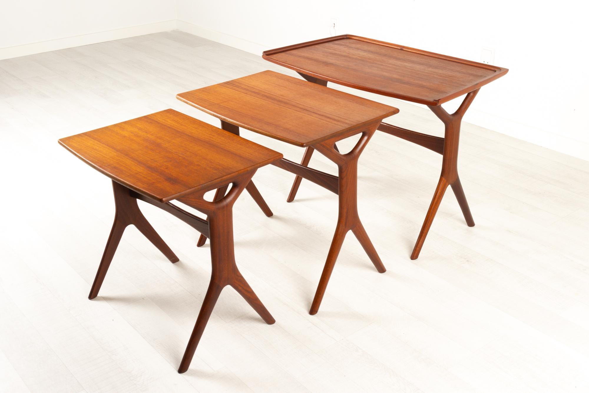 Danish Modern Teak Nesting Tables by Johannes Andersen for CFC, 1960s For Sale 13