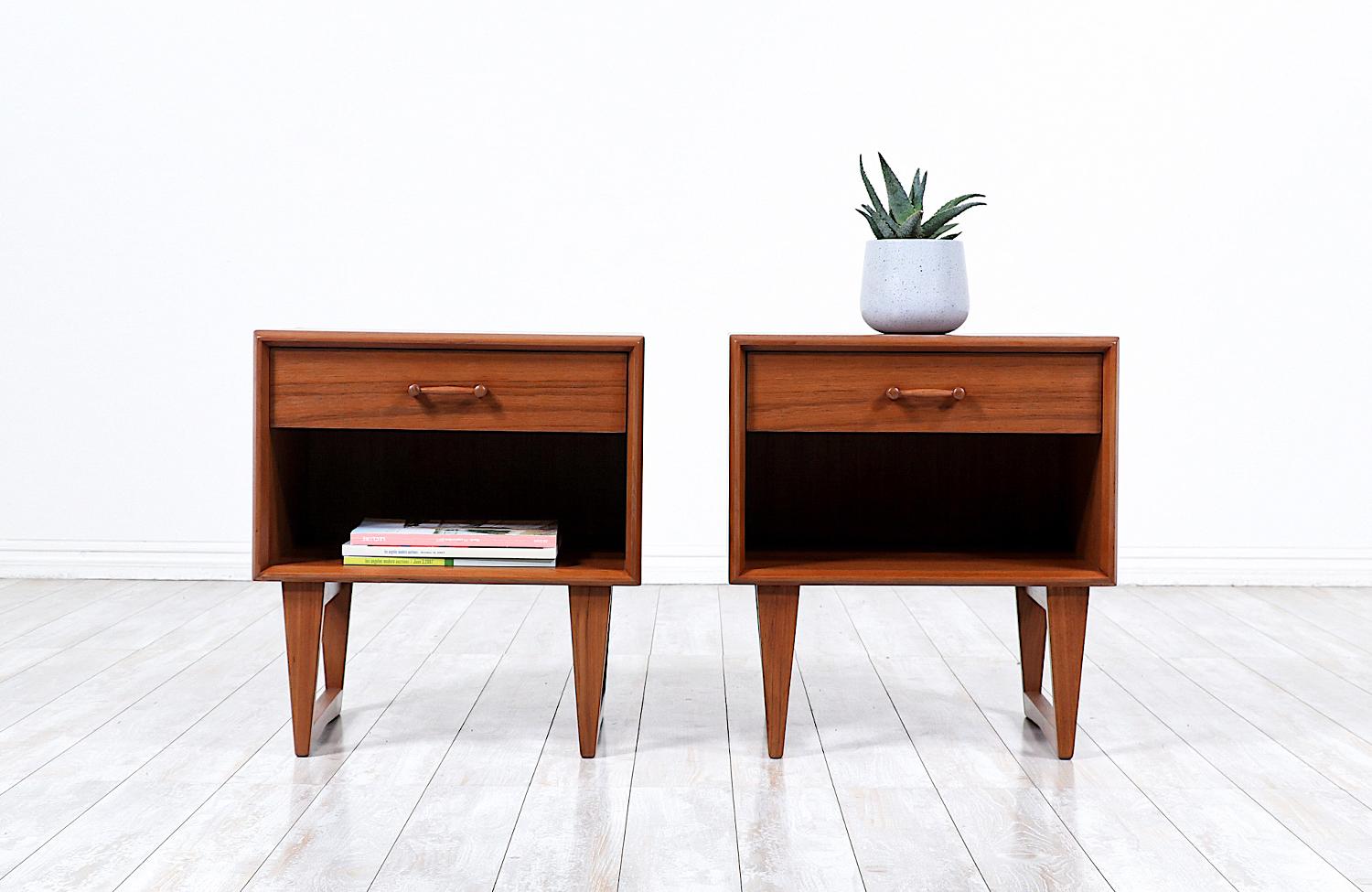 Mid-Century Modern Expertly Restored - Danish Modern Teak Night Stands with Sculpted Bases