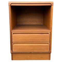 Comodino moderno danese in teak di Nils Jonsson per Torring Mobelfabrik