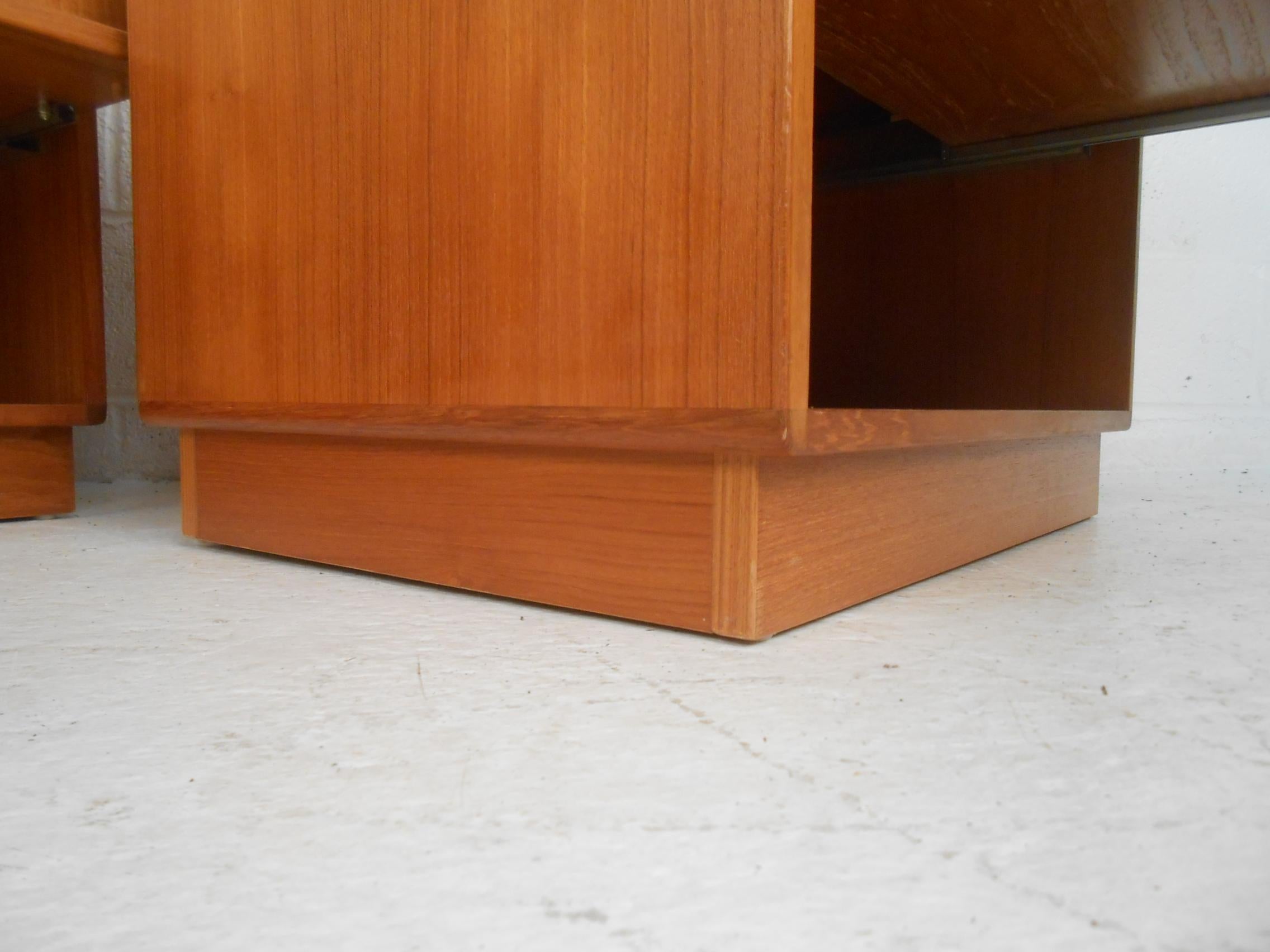 Dänische moderne nachttische aus teakholz by Komfort im Angebot 5