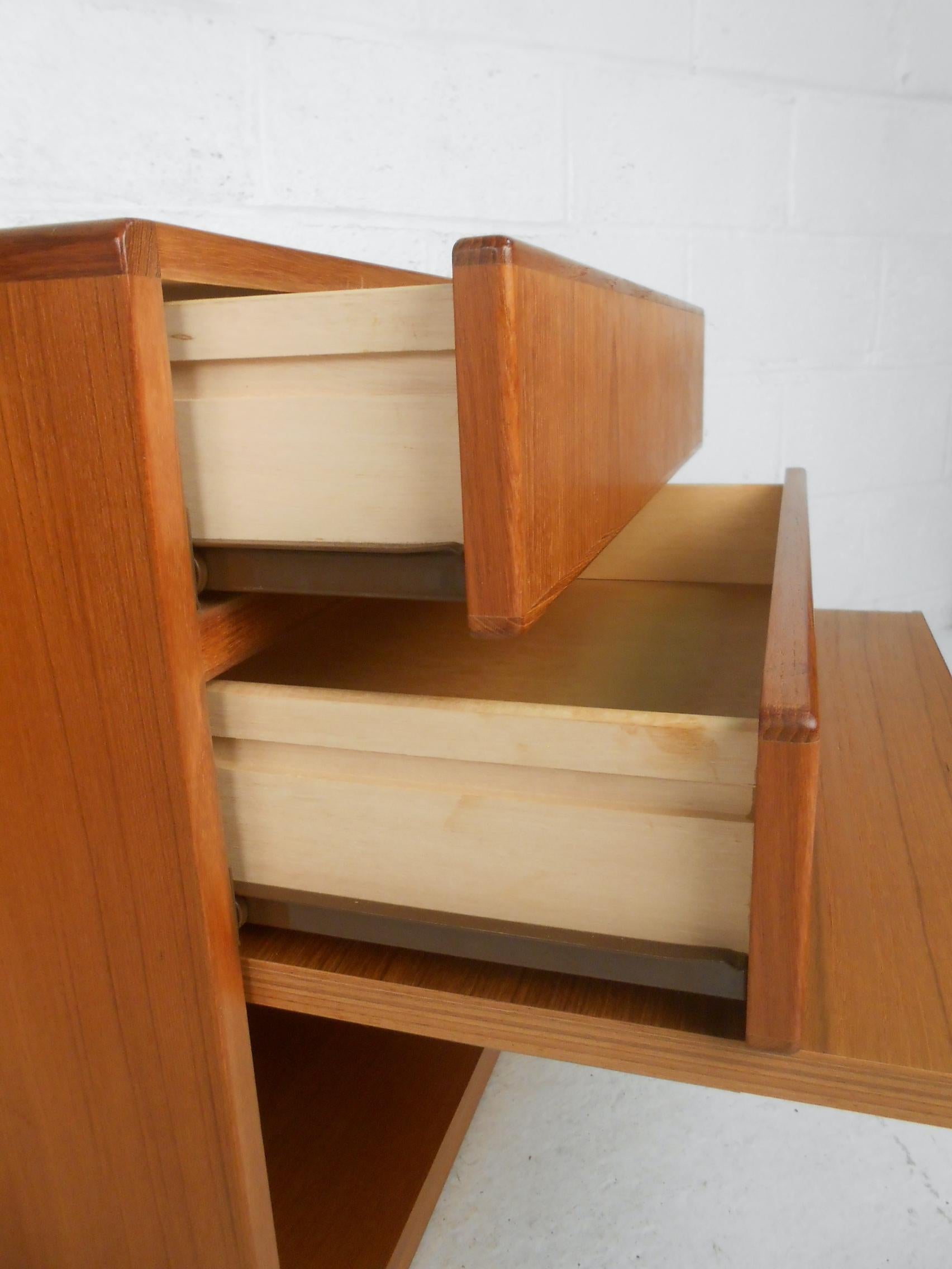 Dänische moderne nachttische aus teakholz by Komfort im Angebot 8