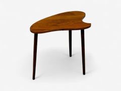 Tavolino danese moderno, teak, forma organica, Danimarca, anni '50