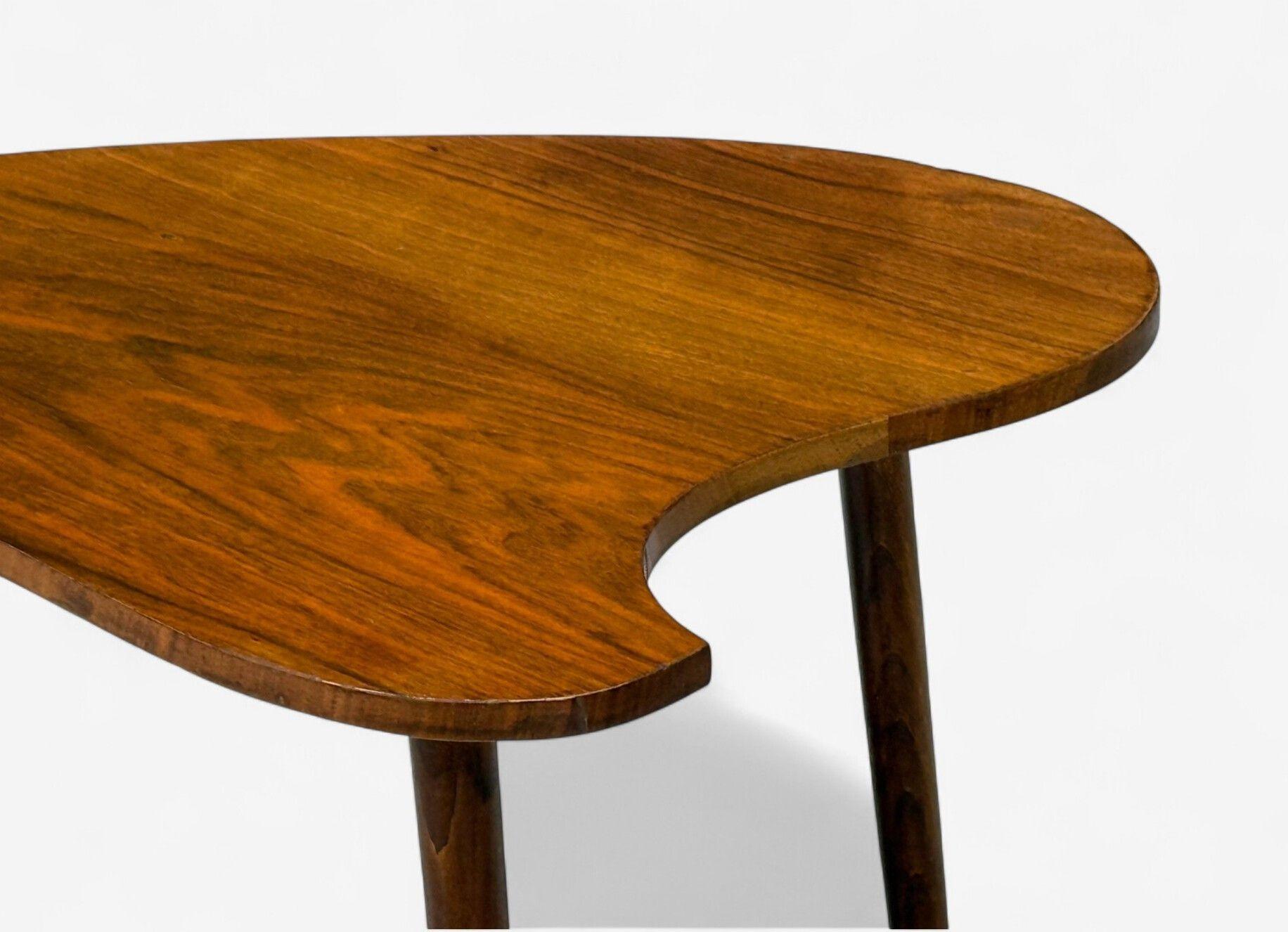 Danish Modern, Teak, Organic Form Side Table, Denmark, 1950s For Sale 1