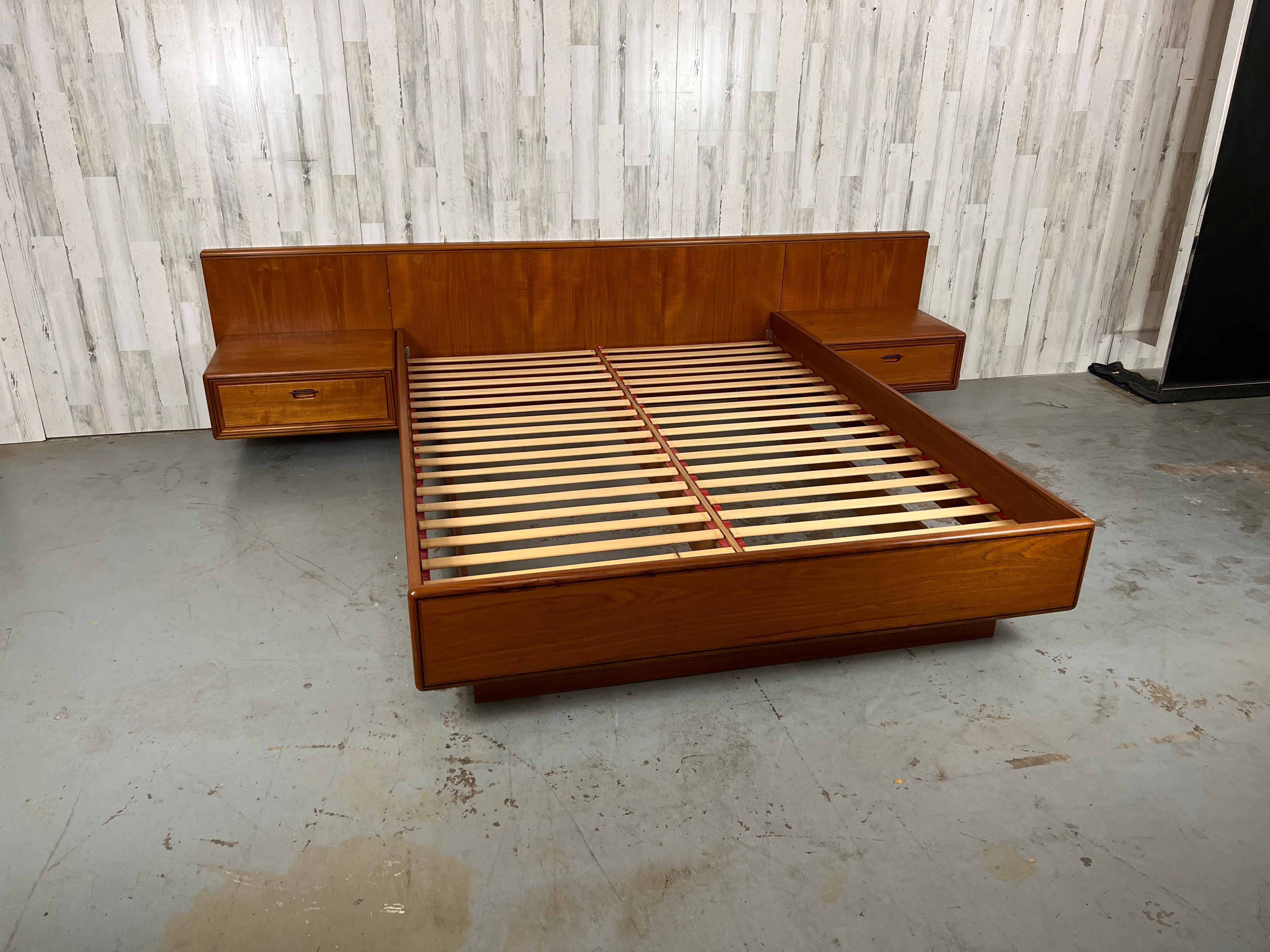 Danish Modern Teak Platform Floating Bed and Nightstands, Queen Sized 9