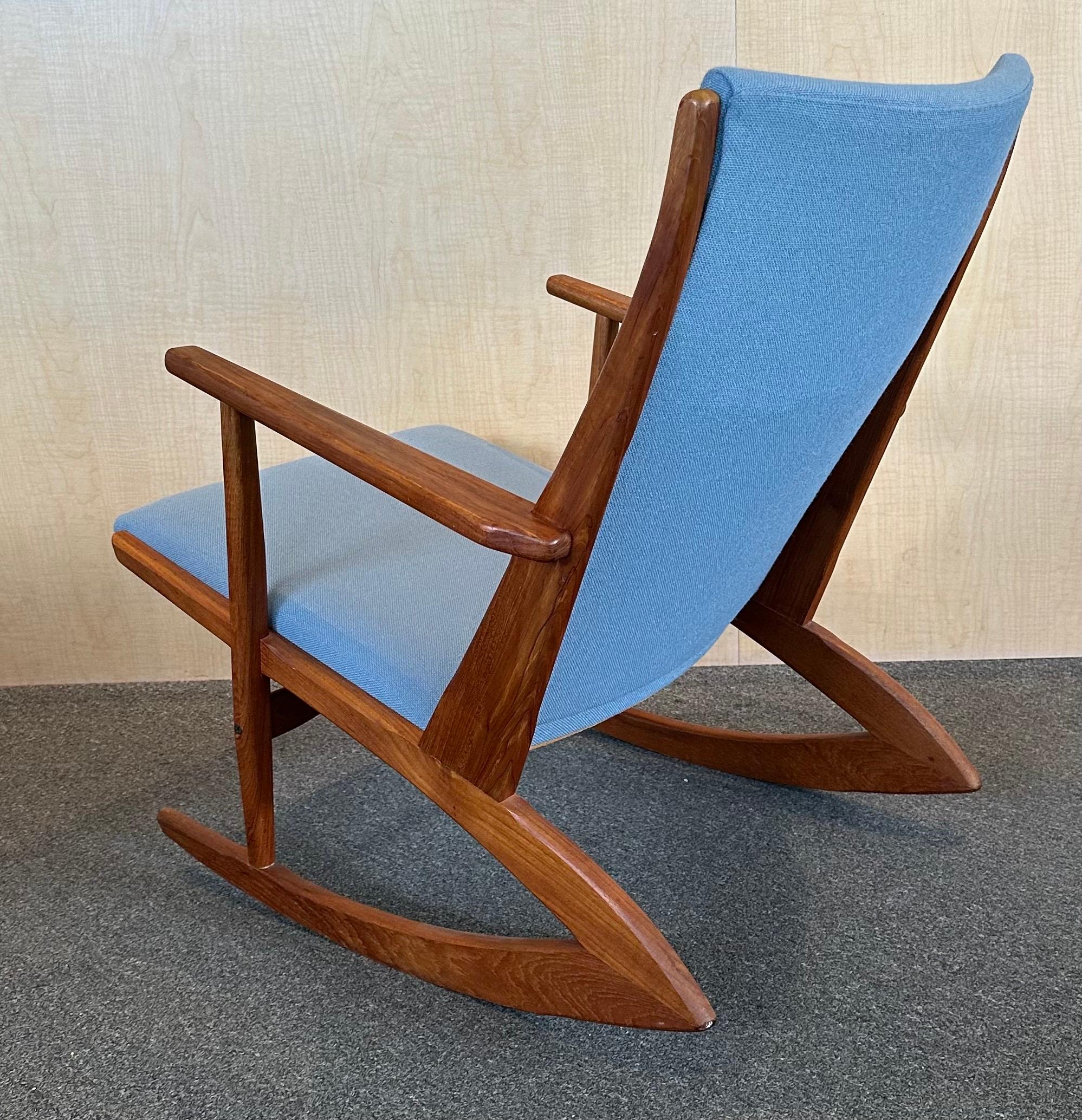 Danish Modern Teak Rocking Chairs by Holger Georg Jensen for Tonder Mobelvaerk For Sale 5