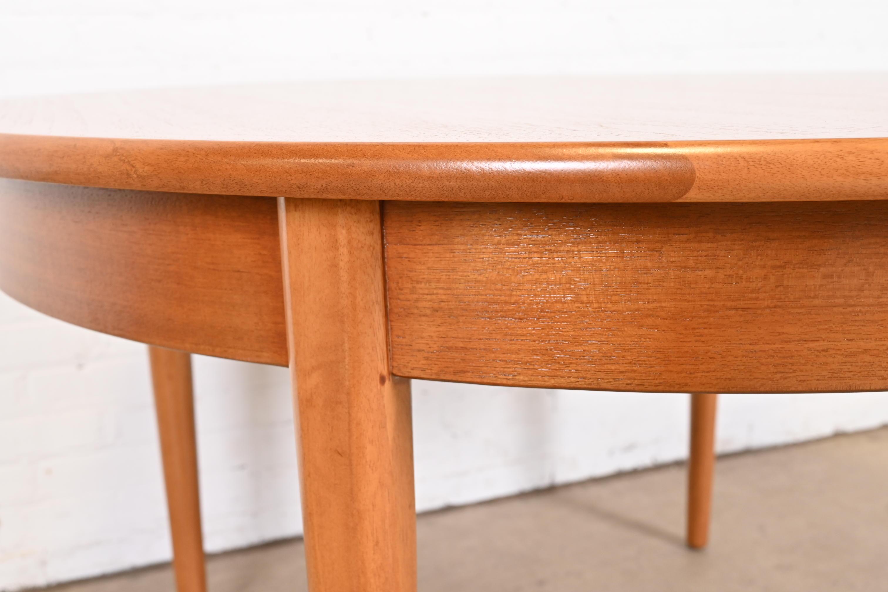 Danish Modern Teak Round Dining Table, Newly Refinished For Sale 4