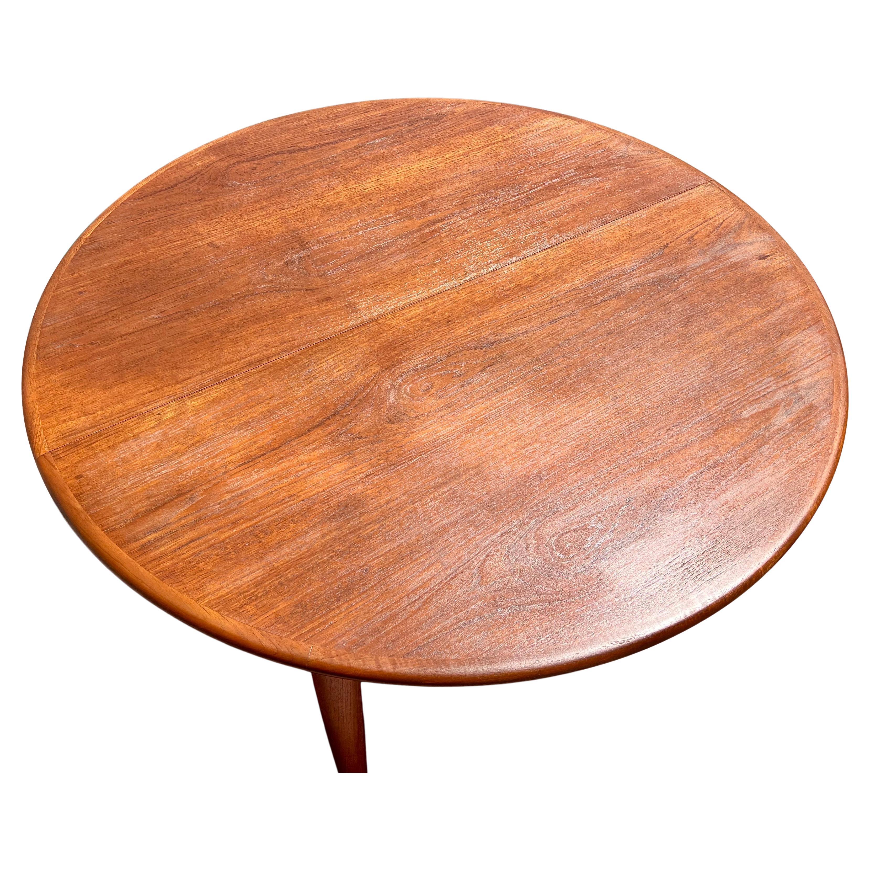 Scandinavian Modern Danish Modern Teak Round/Oval Dining Table Refinished For Sale