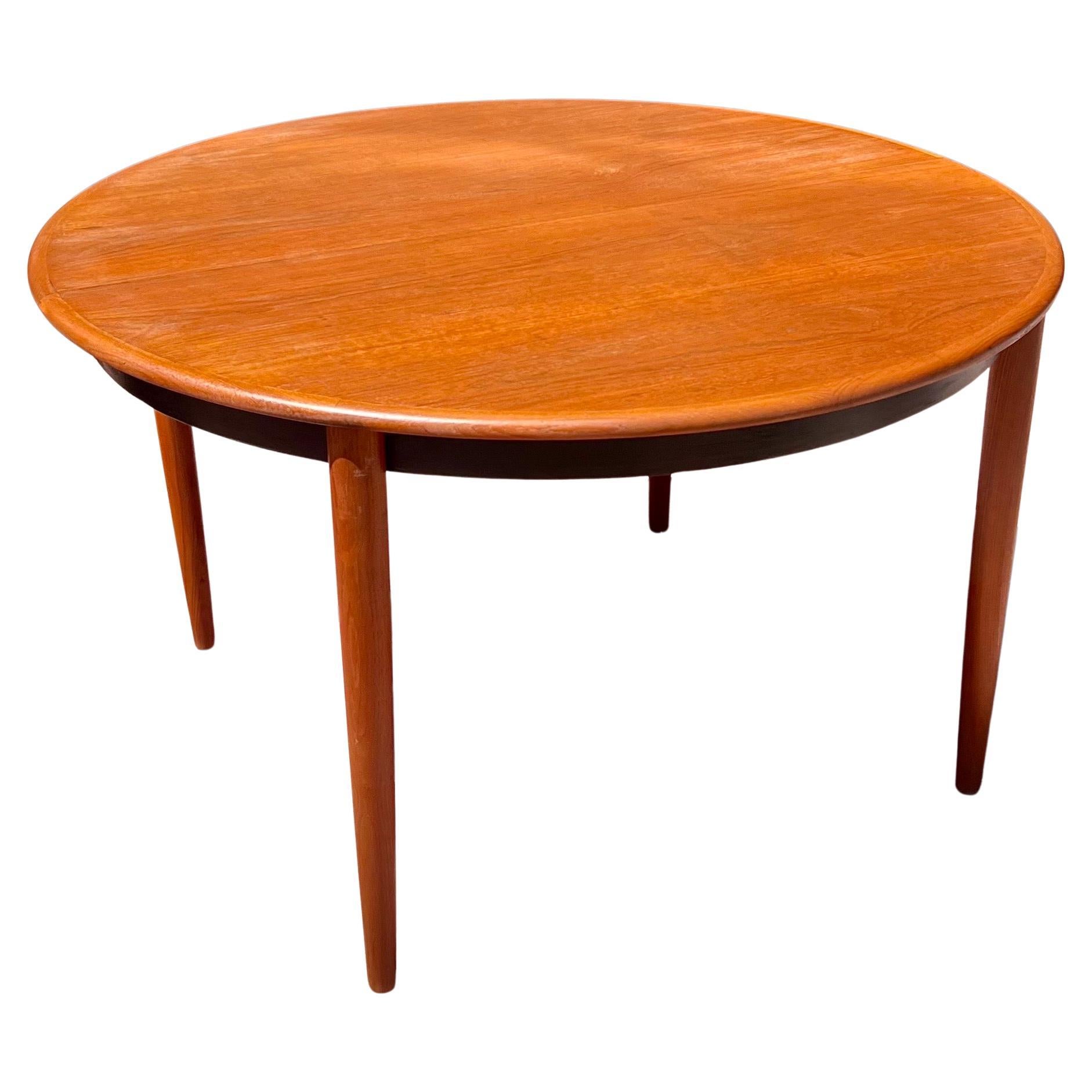 Danish Modern Teak Round/Oval Dining Table Refinished In Excellent Condition In San Diego, CA