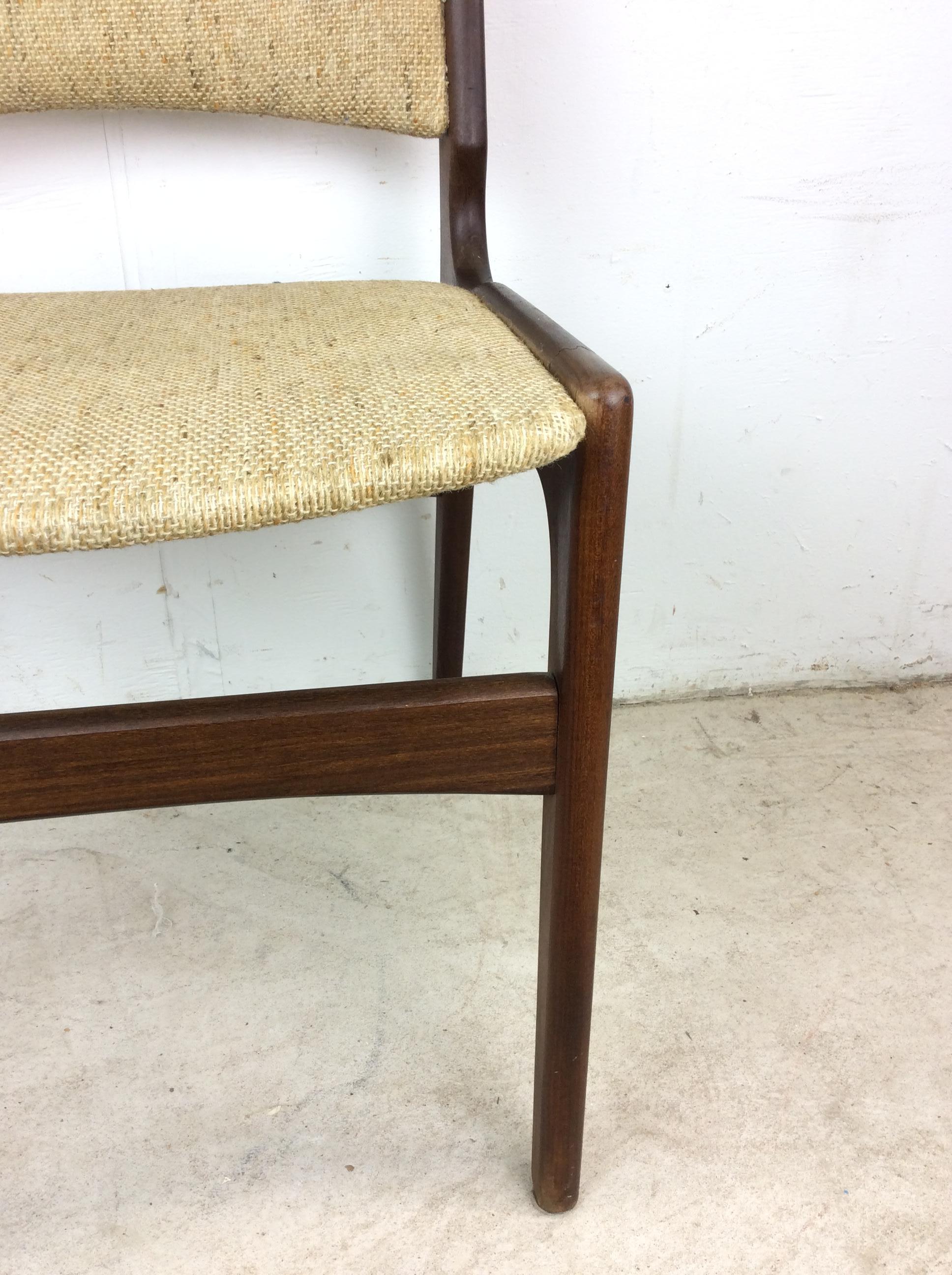 Sedia danese moderna in teak con tappezzeria vintage in vendita 1
