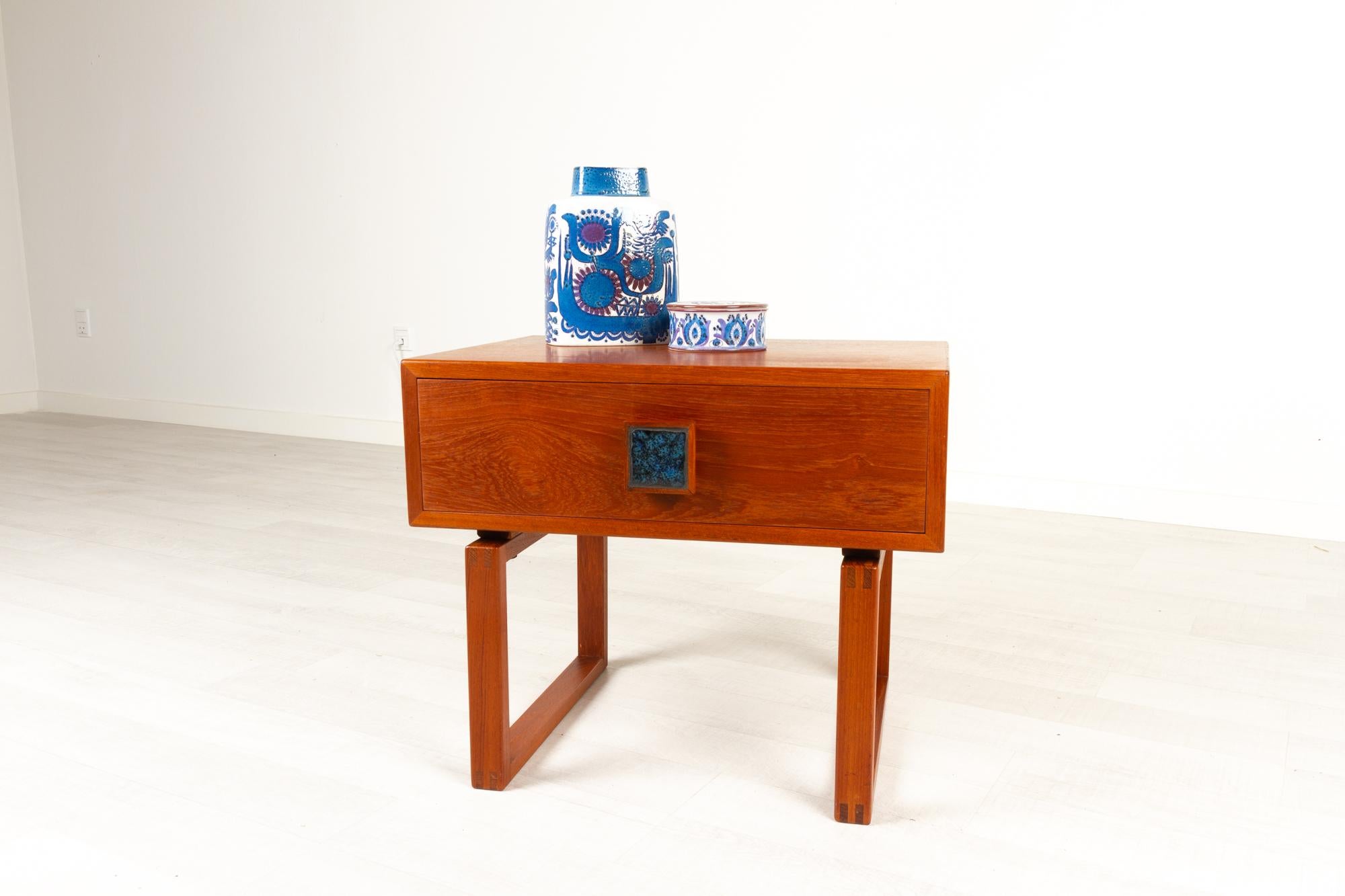 Danish Modern Teak Side Table, 1960s 10