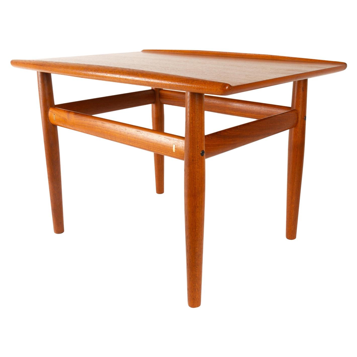 Danish Modern Teak Side Table by Grete Jalk for Glostrup Møbelfabrik, 1960s