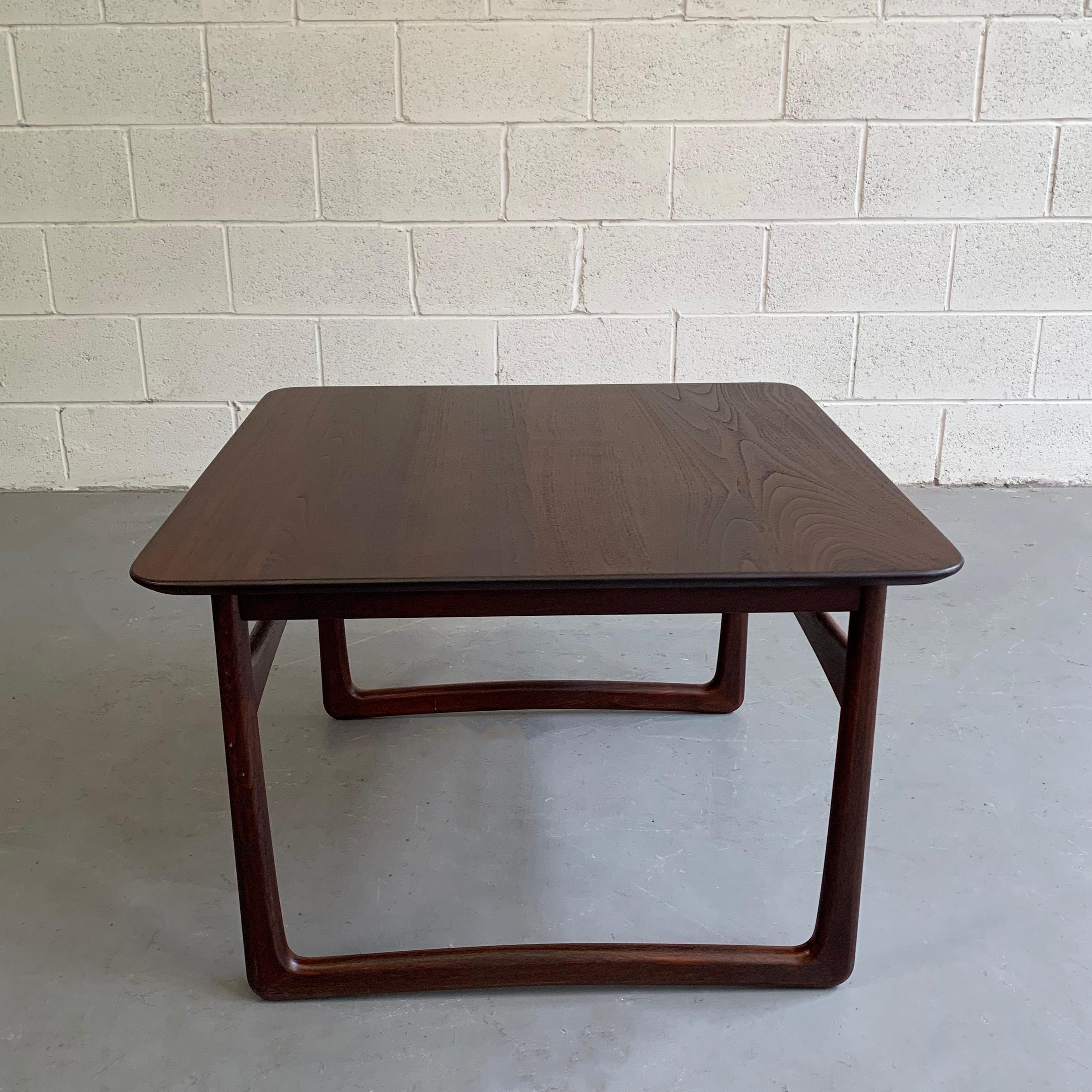 Mid-Century Modern Danish Modern Teak Side Table by Peter Hvidt & Orla Mølgaard-Nielsen For Sale