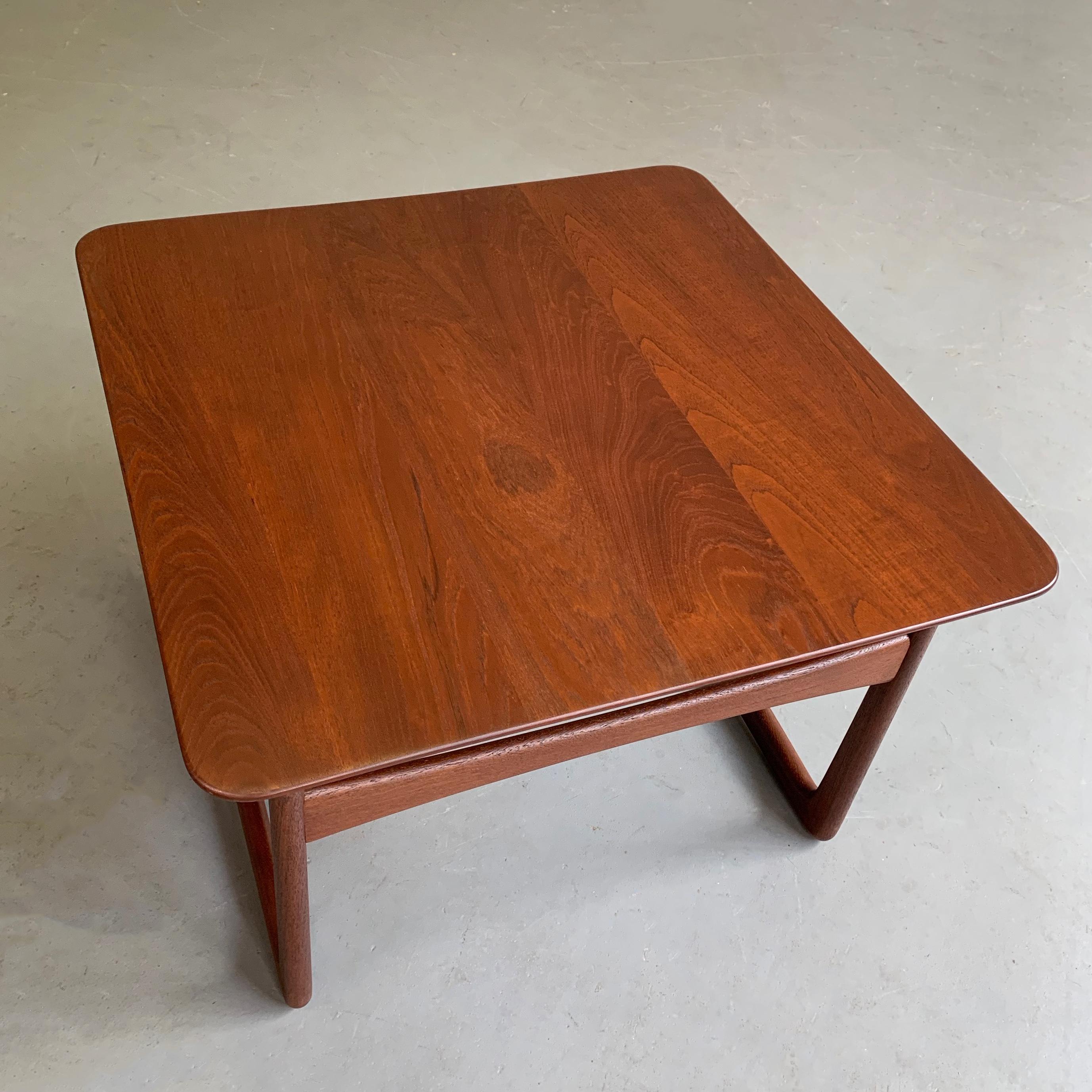 American Danish Modern Teak Side Table by Peter Hvidt & Orla Mølgaard-Nielsen For Sale