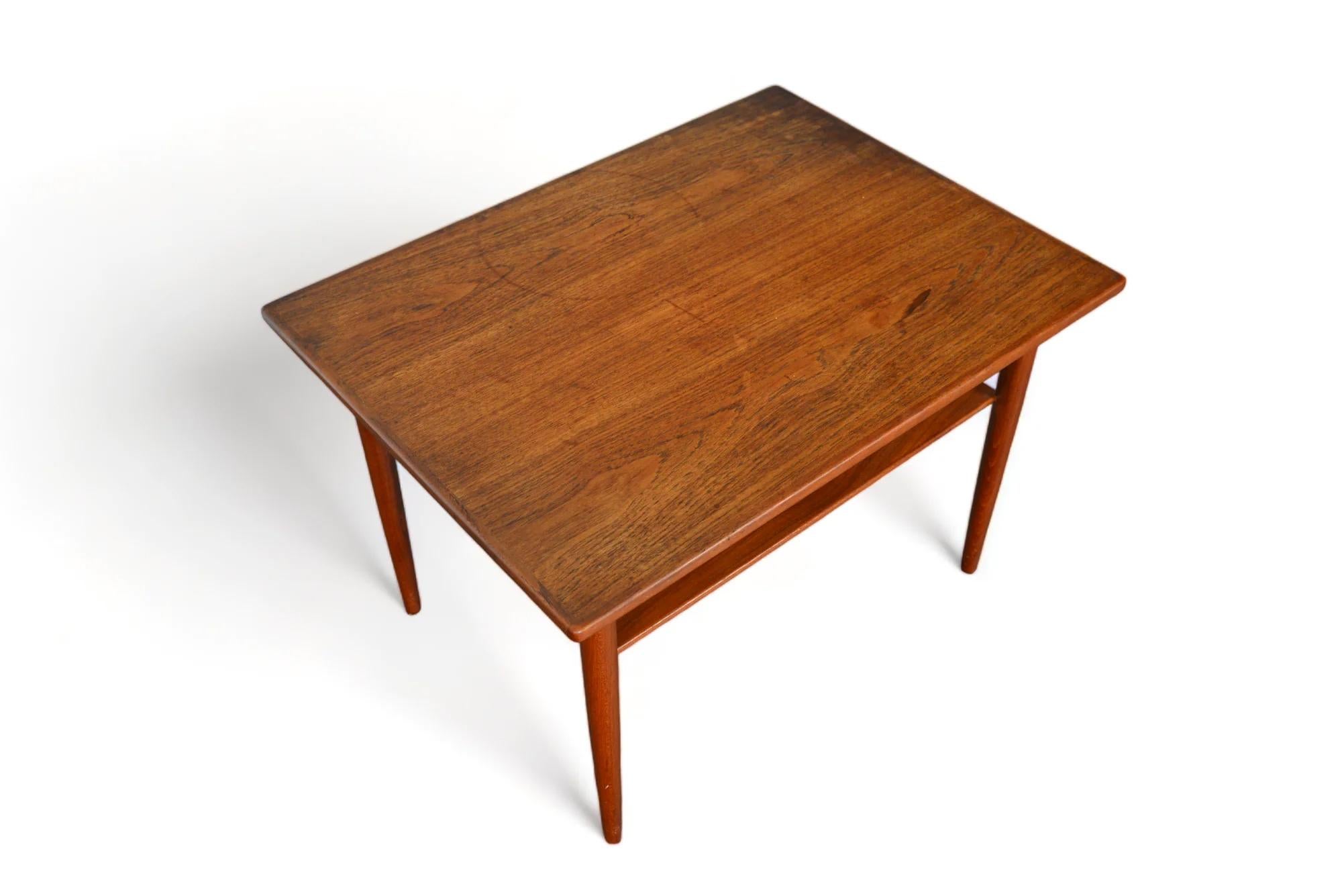 Mid-Century Modern Danish Modern Teak Side Table With Lower Rack For Sale