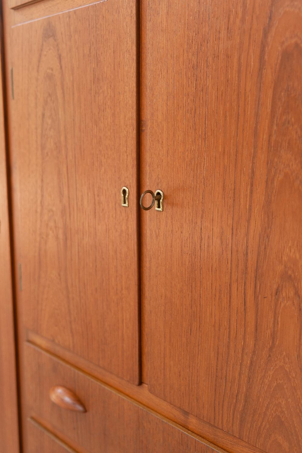 Danish Modern Teak Sideboard, 1950s. For Sale 9