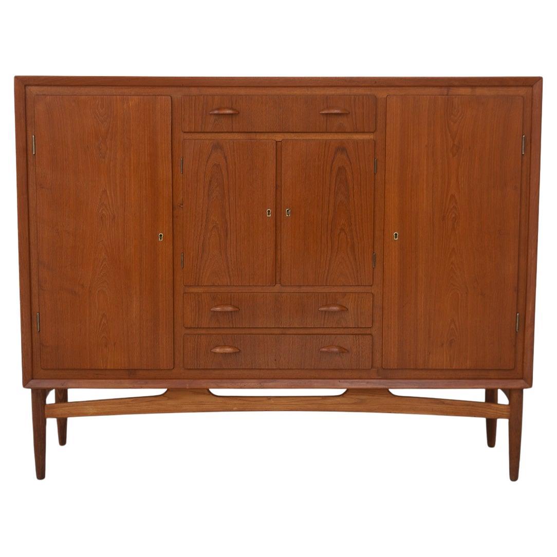Credenza moderna danese in teak, anni '50.