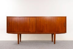 Buffet danois moderne en teck