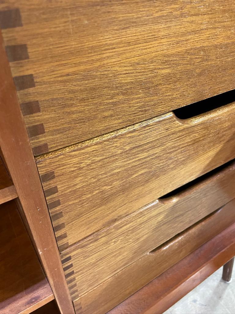 20th Century Danish Modern Teak Sideboard or Bar Sculpted Legs For Sale