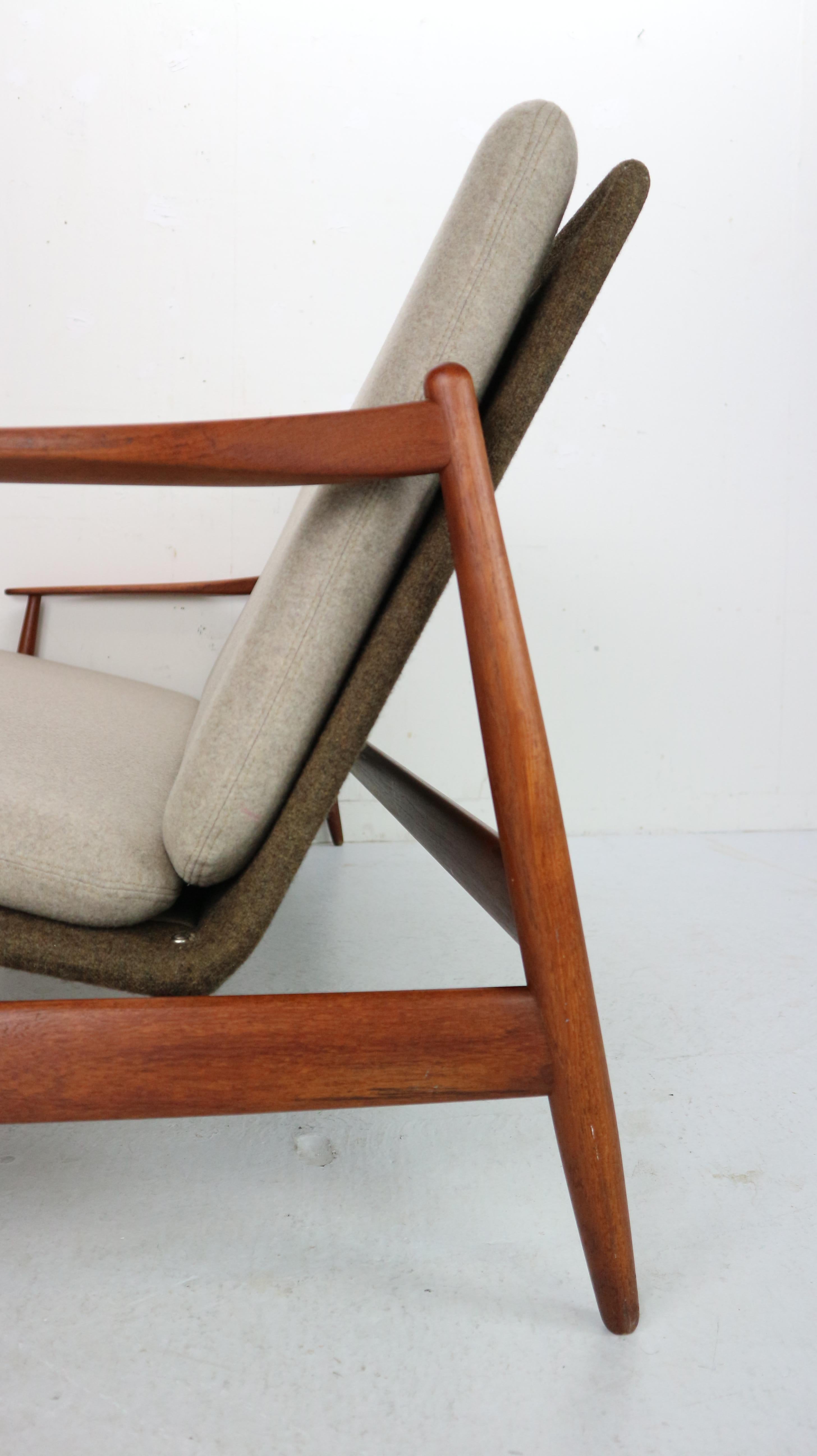 Danish Modern Teak Sofa by Poul M. Volther for Frem Rojle, 1960, Denmark 4