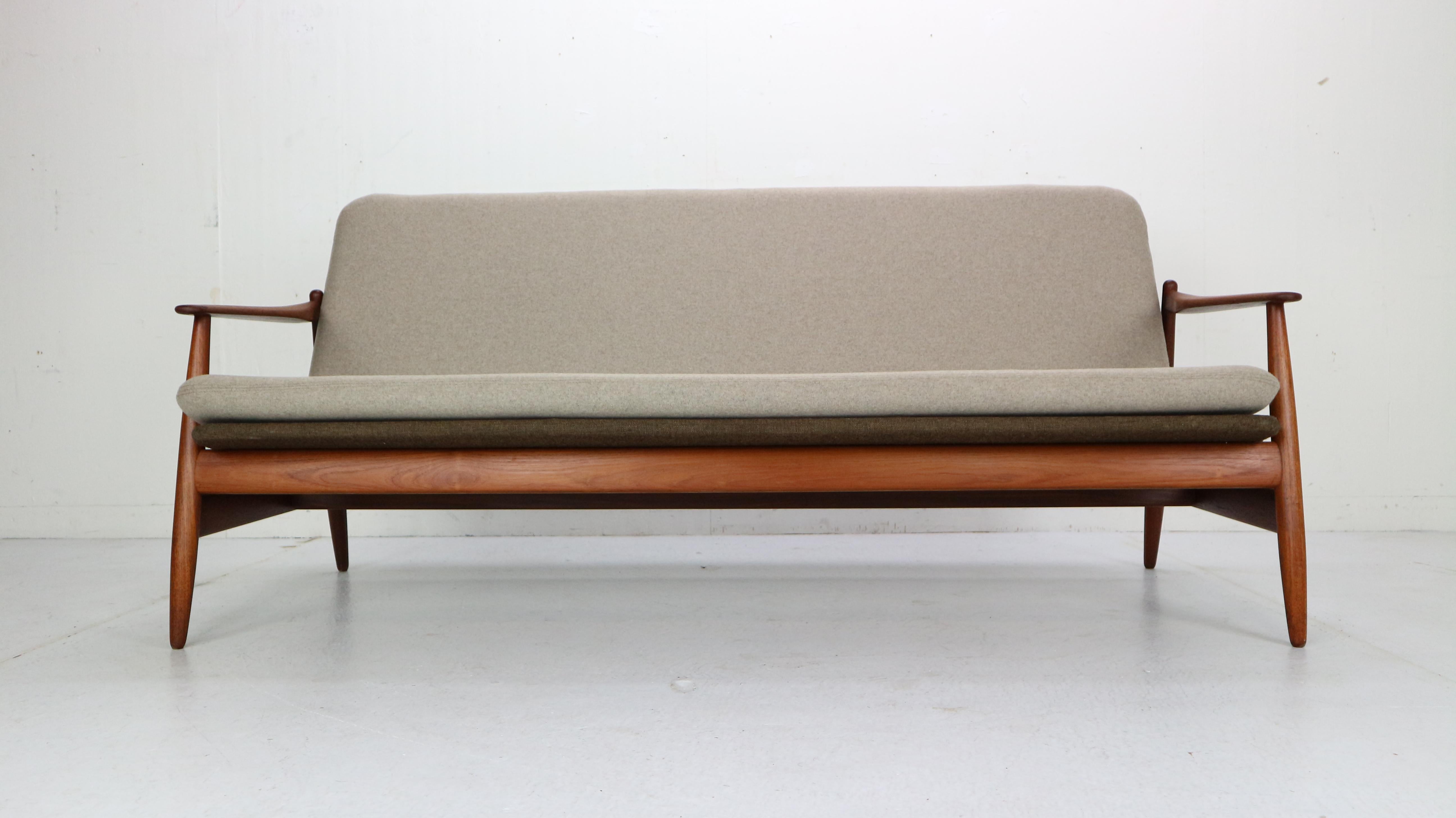 poul volther sofa