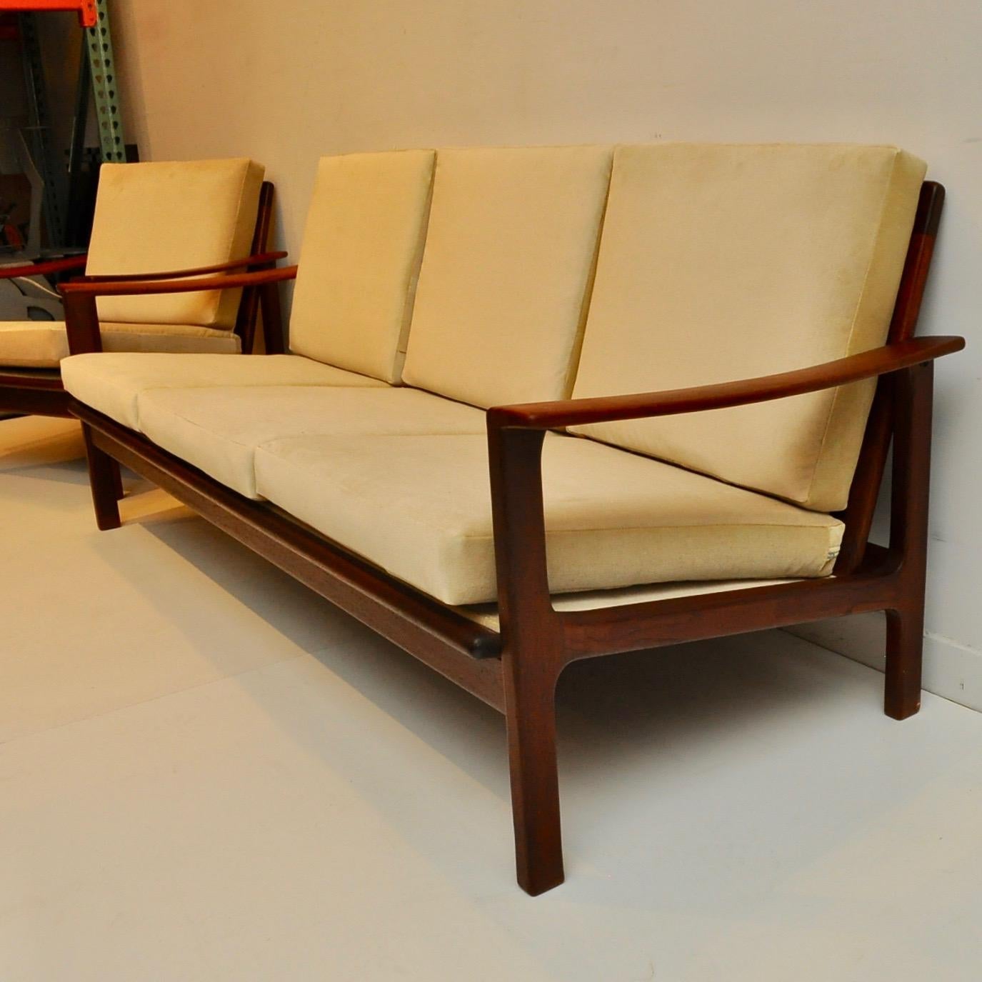 Danish Modern Teak Sofa and Chair Set In Good Condition In New London, CT