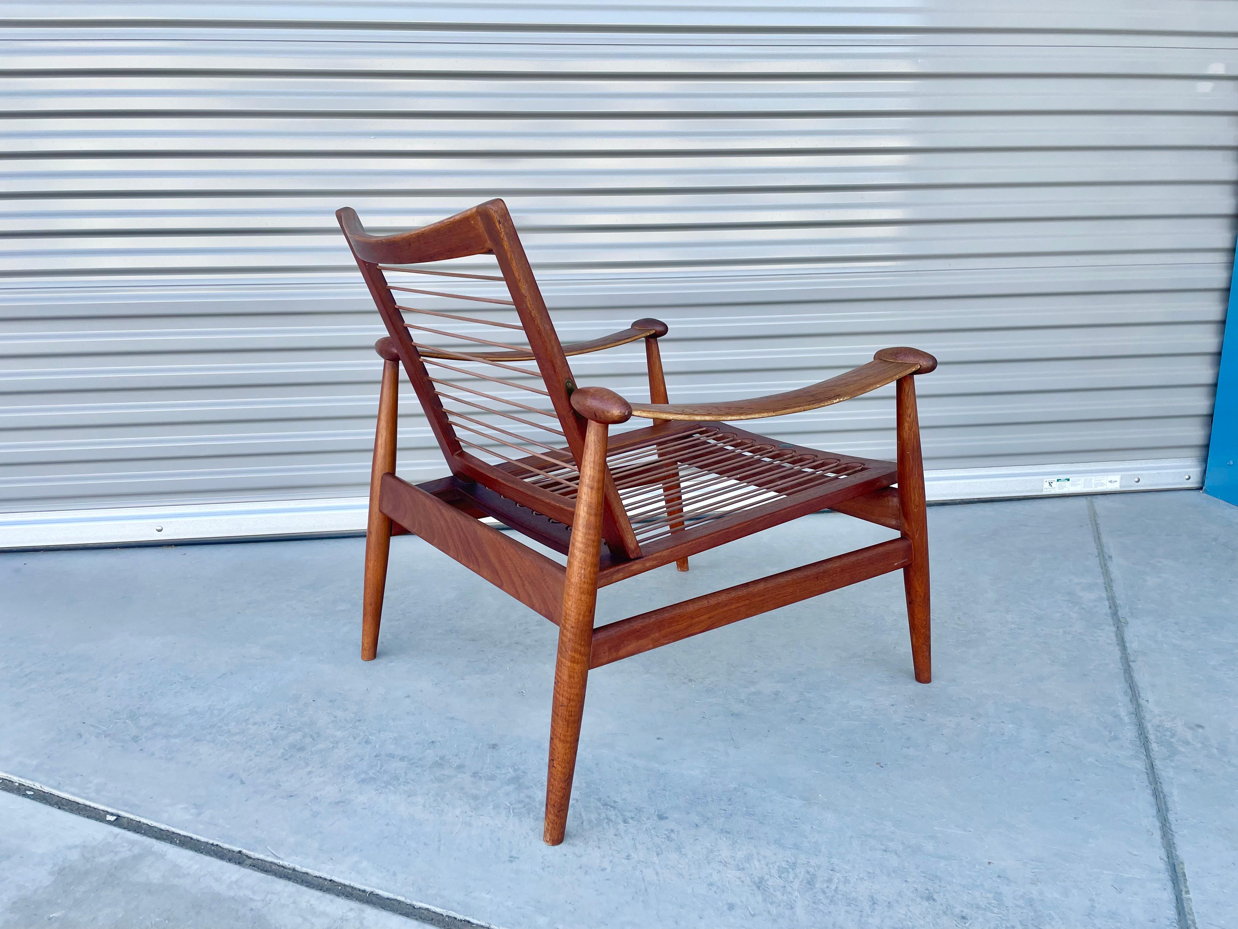 Chaise longue moderne danoise en teck Spade par Finn Juhl pour France & Søn Bon état - En vente à North Hollywood, CA
