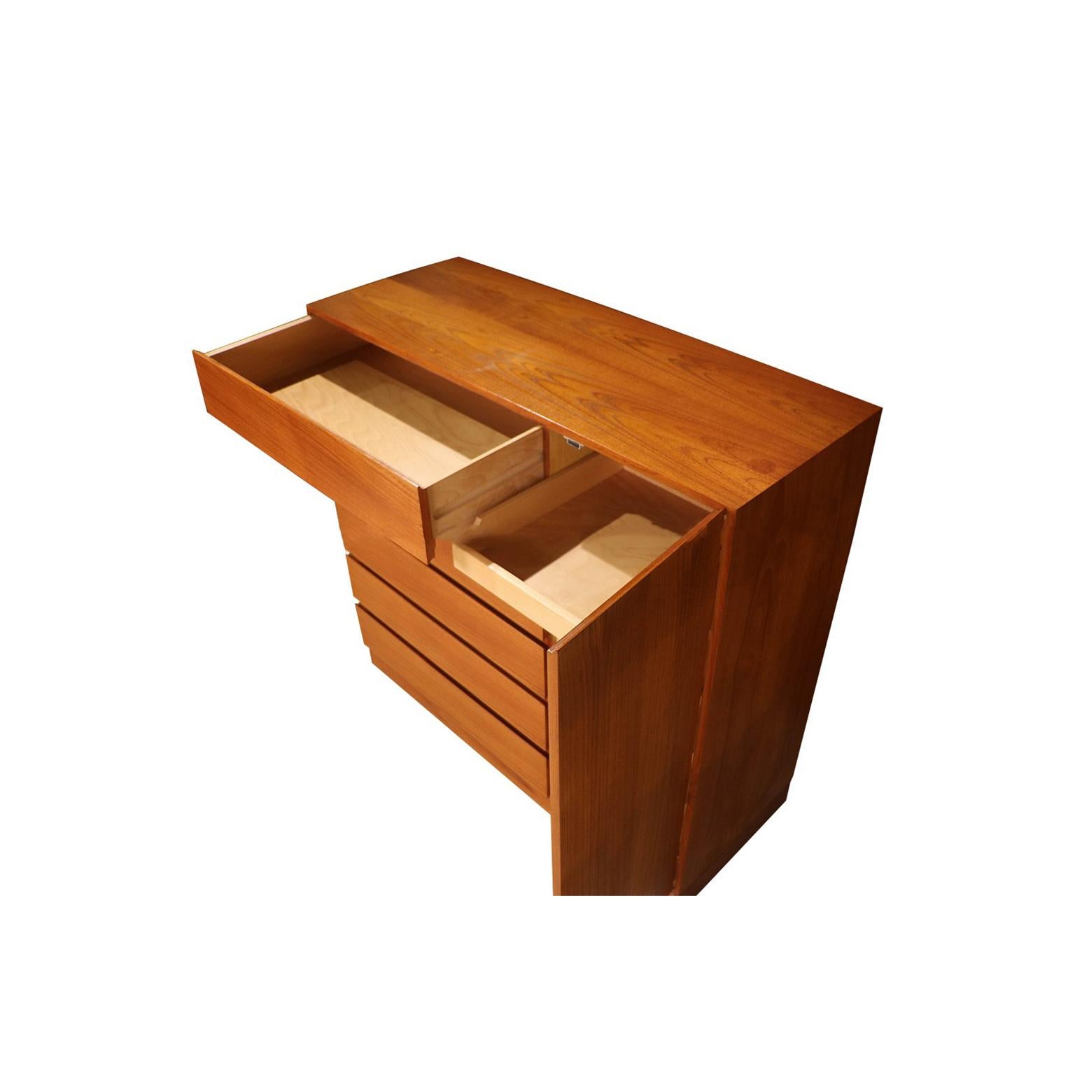 Danish Modern Teak Storage Gents Chest Dresser (Dänisch)