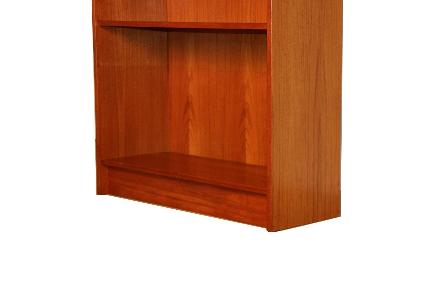 Danish Modern Teak Tall Bookcase In Good Condition In Baltimore, MD
