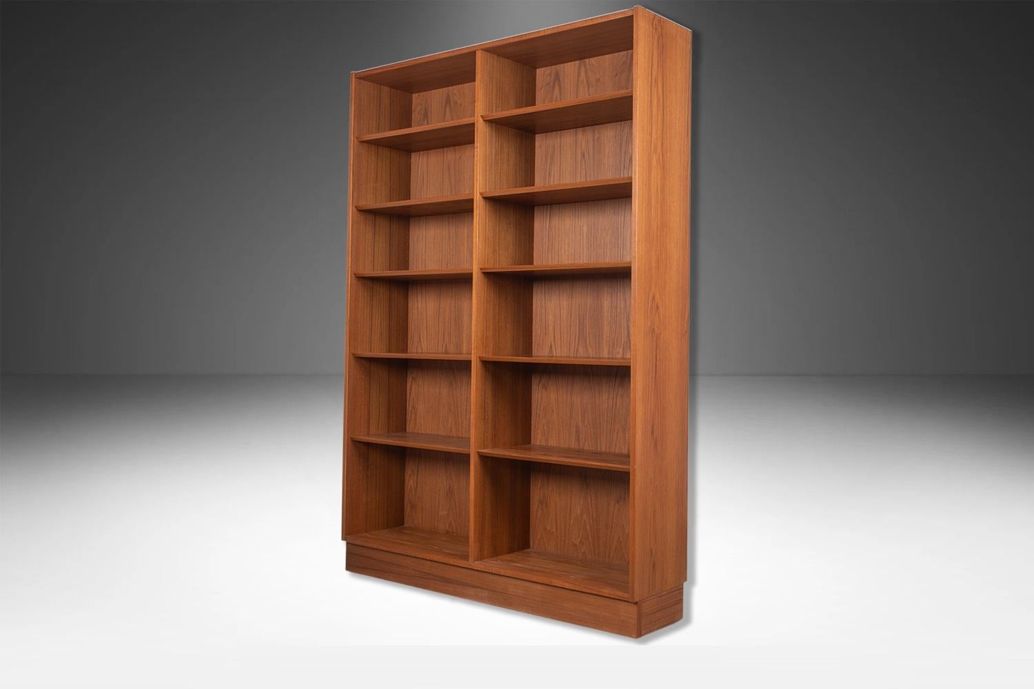 Dänisches Modernes Teakholz Doppelter Bücherschrank Poul Hundevad 6