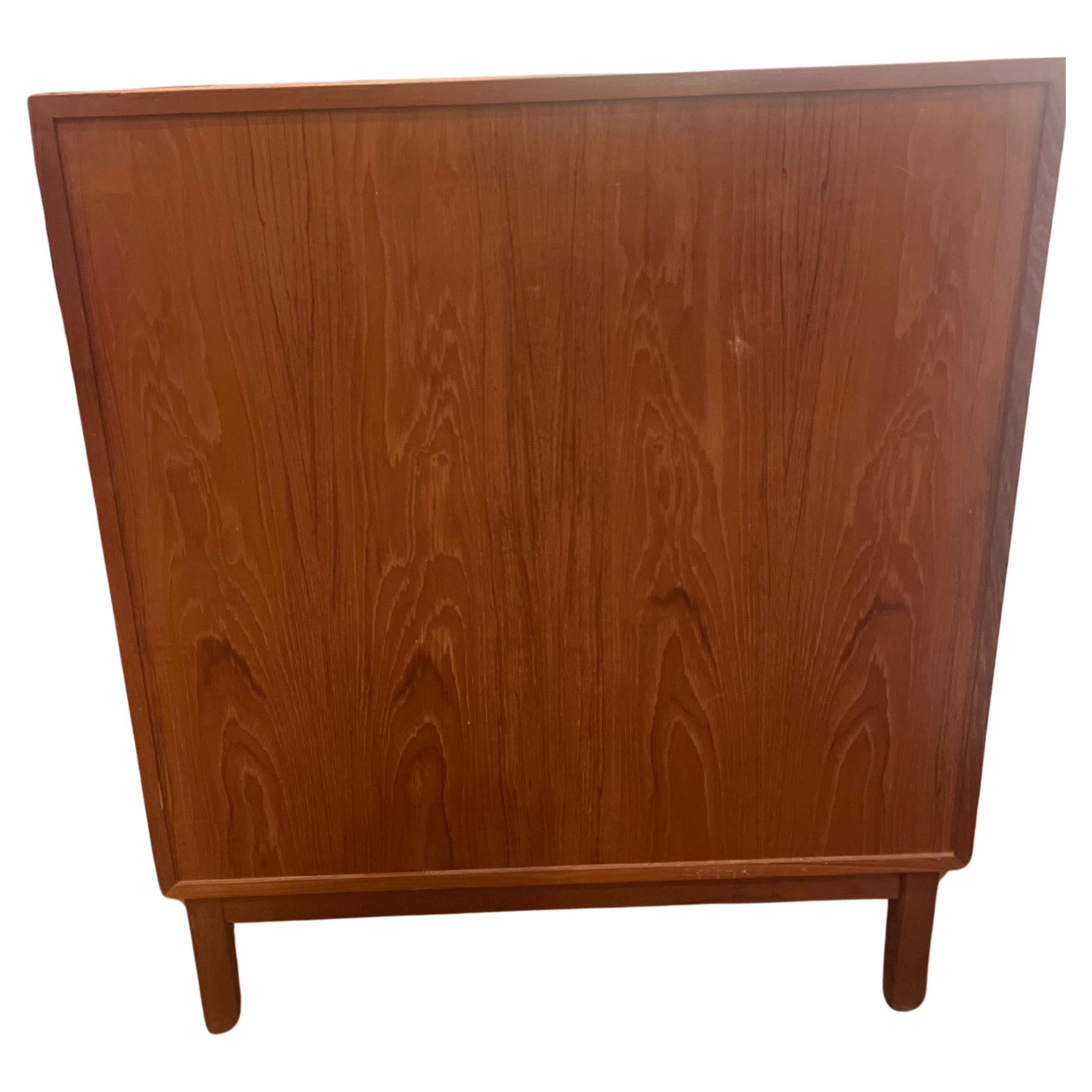 Beautiful elegant six drawer Danish Teak tall chest of drawers, circa 1950's freshly refinished dovetail drawers nice clean condition beautiful enlonged handles elegant , nice solid sturdy piece.