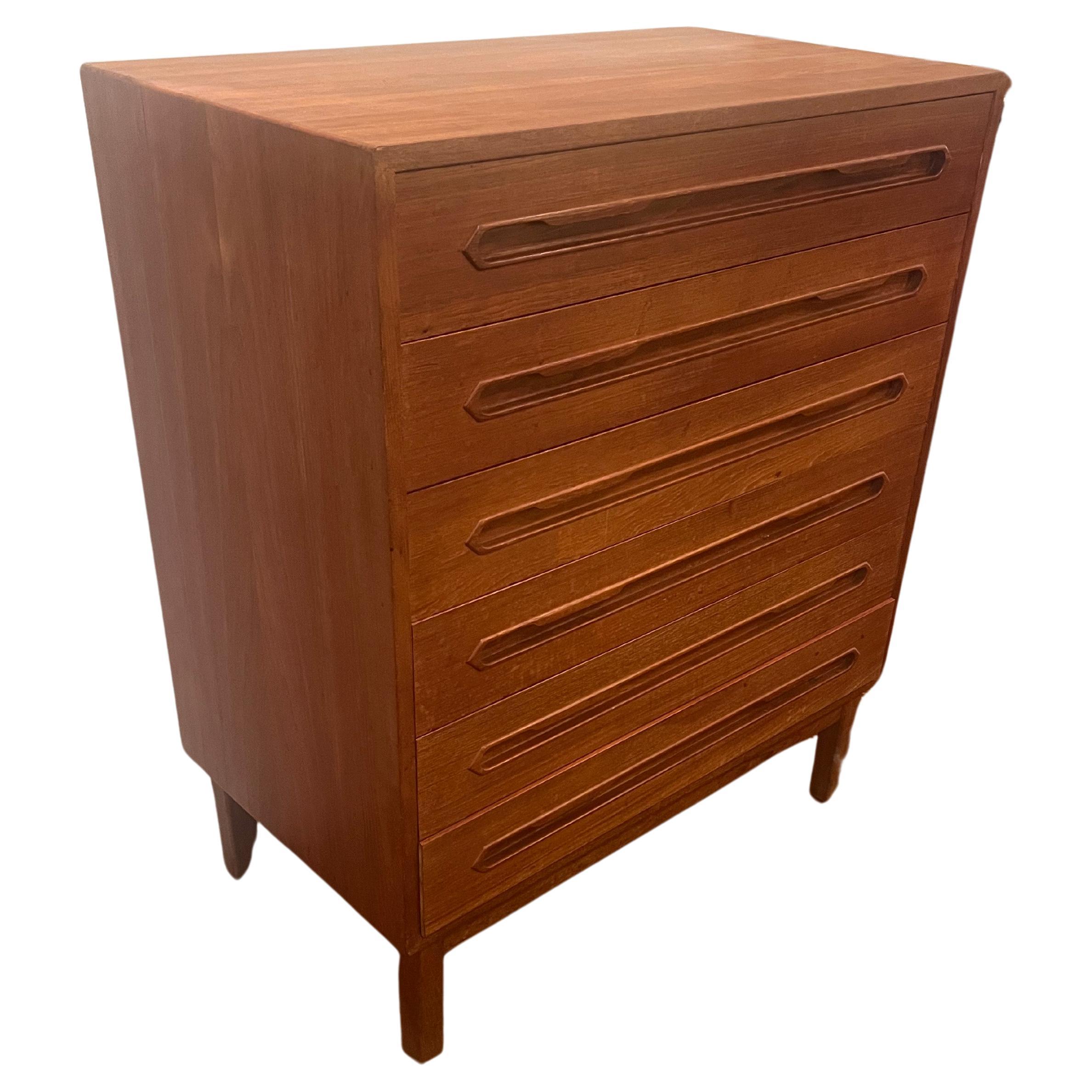 Danish Modern Teak Tall Dresser Chest of Six Drawers In Good Condition For Sale In San Diego, CA