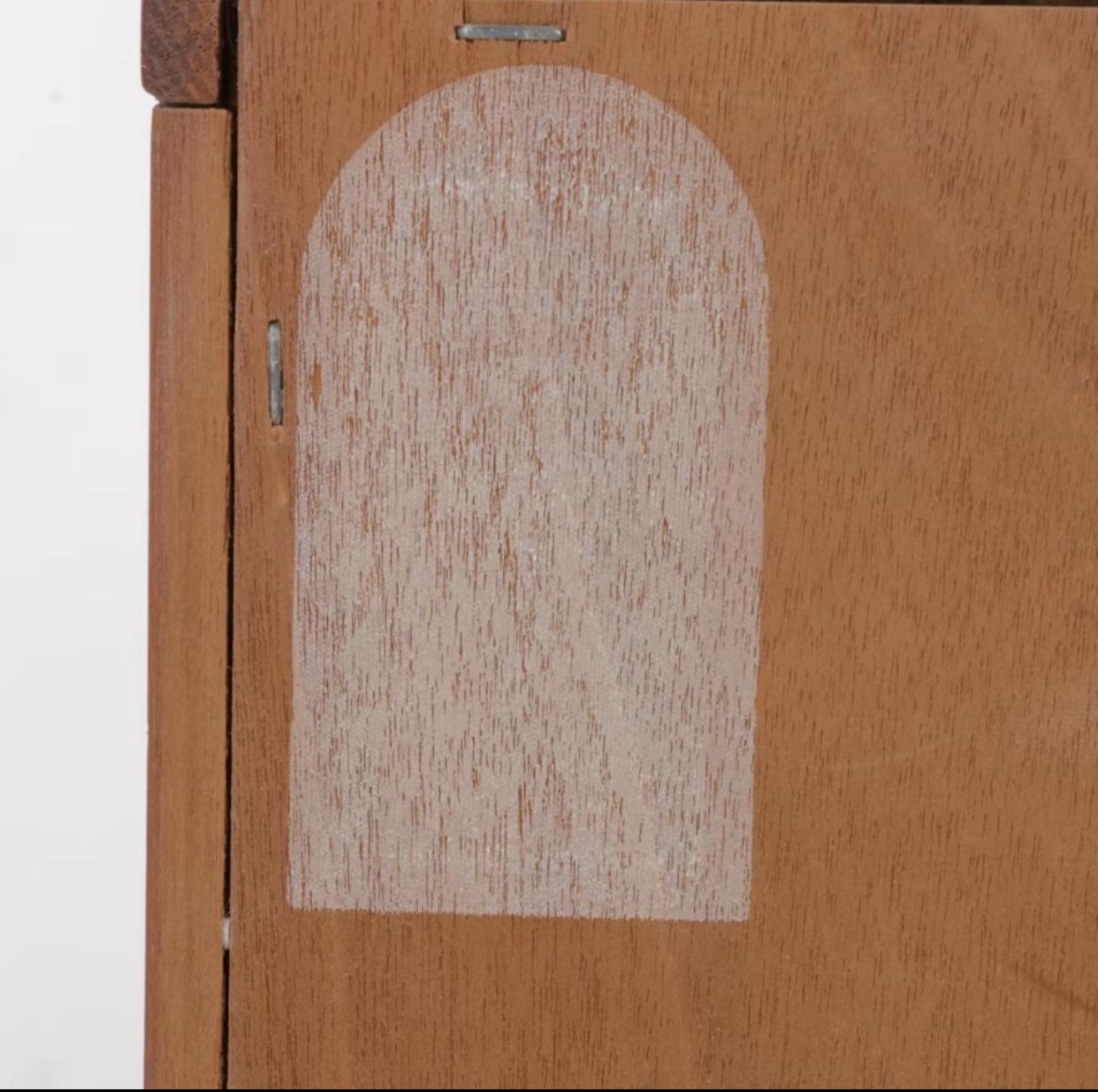 Pressa per abiti moderna danese con sportello a tamburo in teak, anni '70 in vendita 1