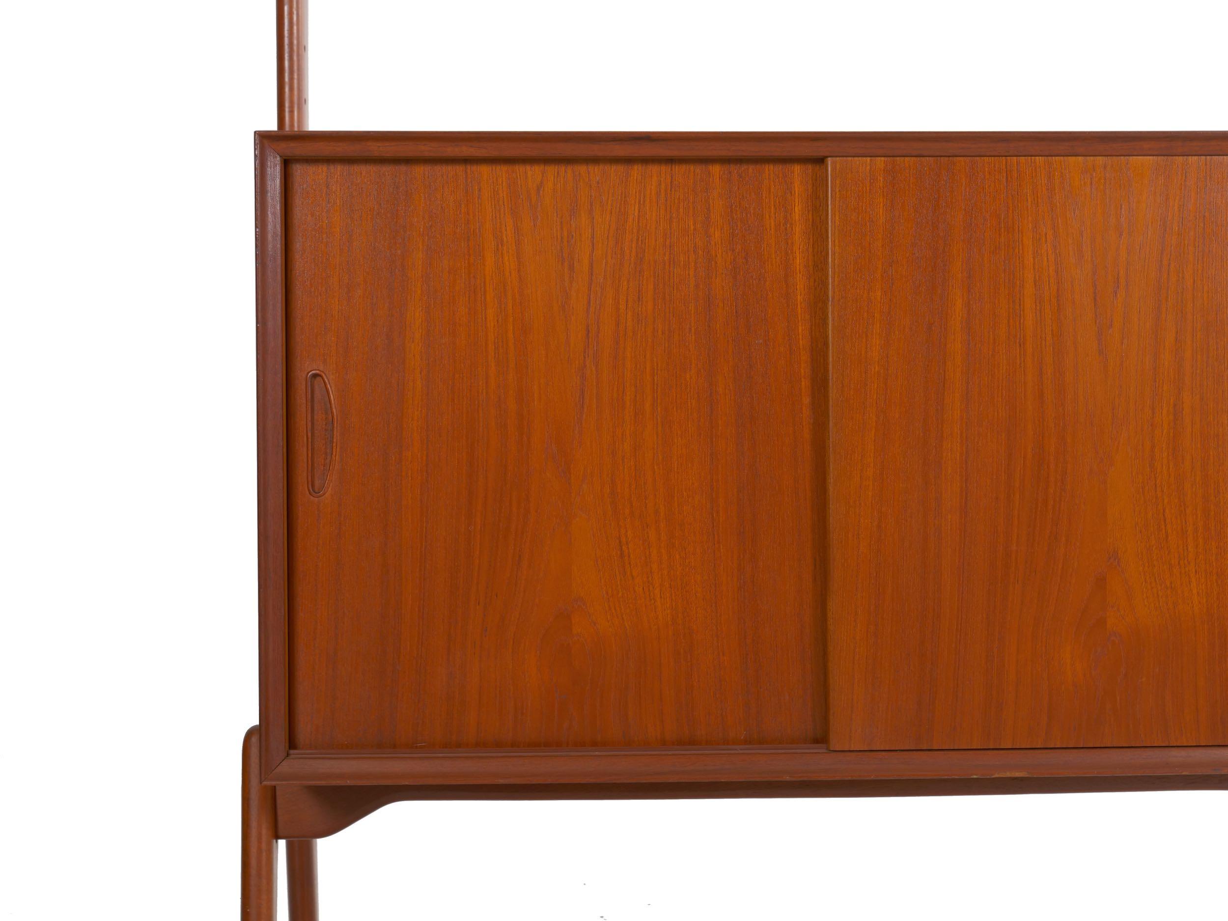 Danish Modern Teak “V Reol System” Single Wall Unit Bookshelf by Erik Buch 4