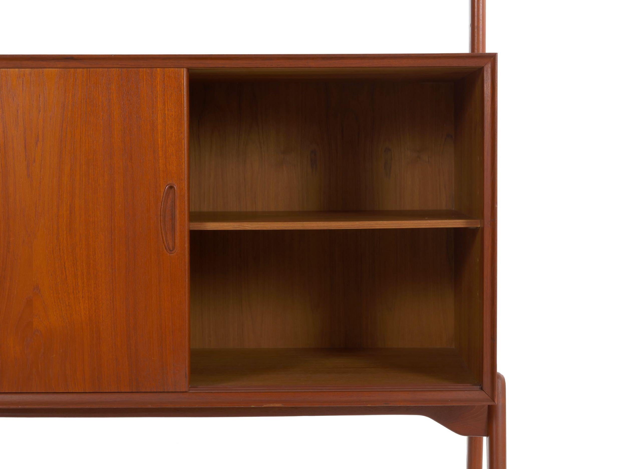 Danish Modern Teak “V Reol System” Single Wall Unit Bookshelf by Erik Buch 7