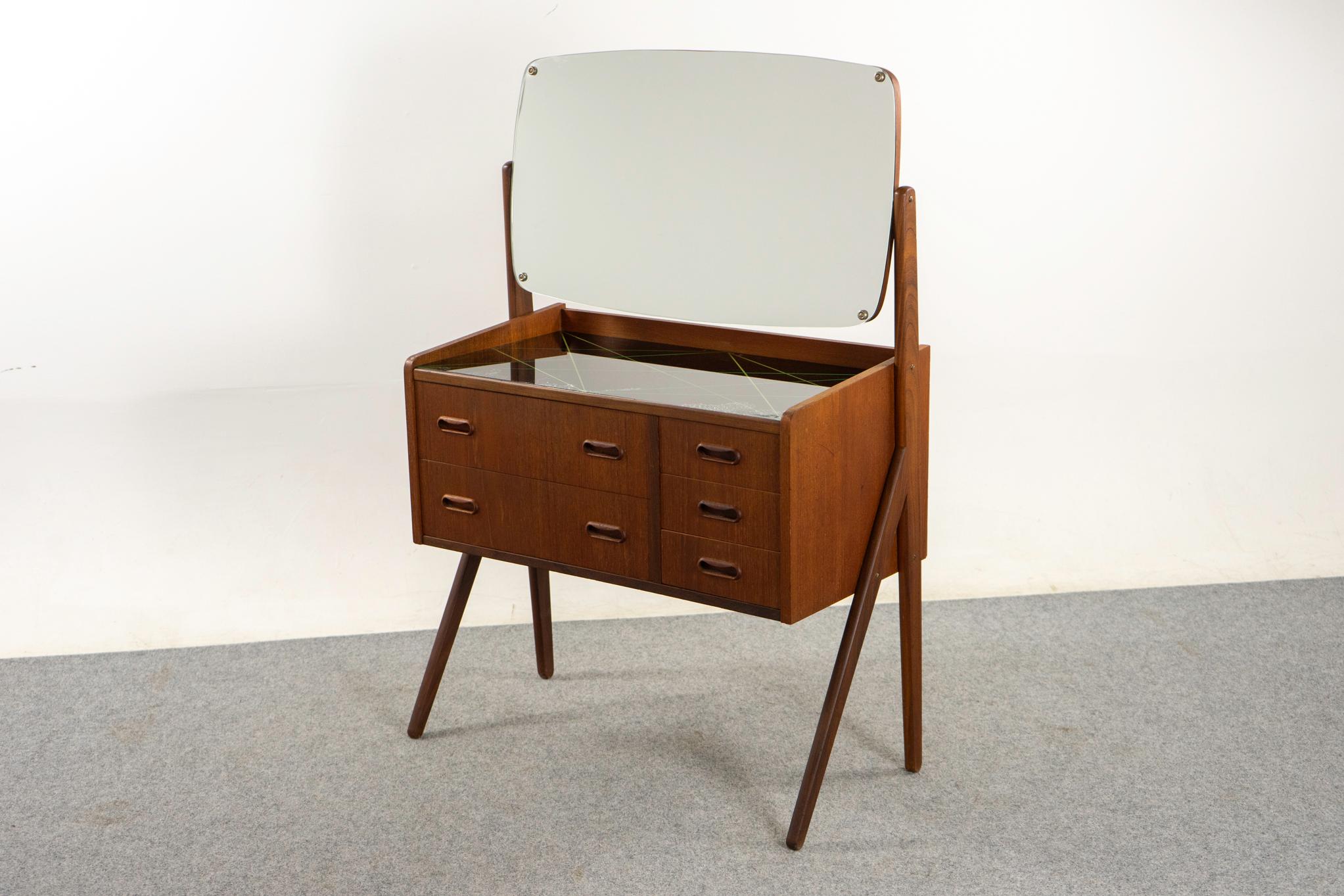 Danish Modern Teak Vanity For Sale 4