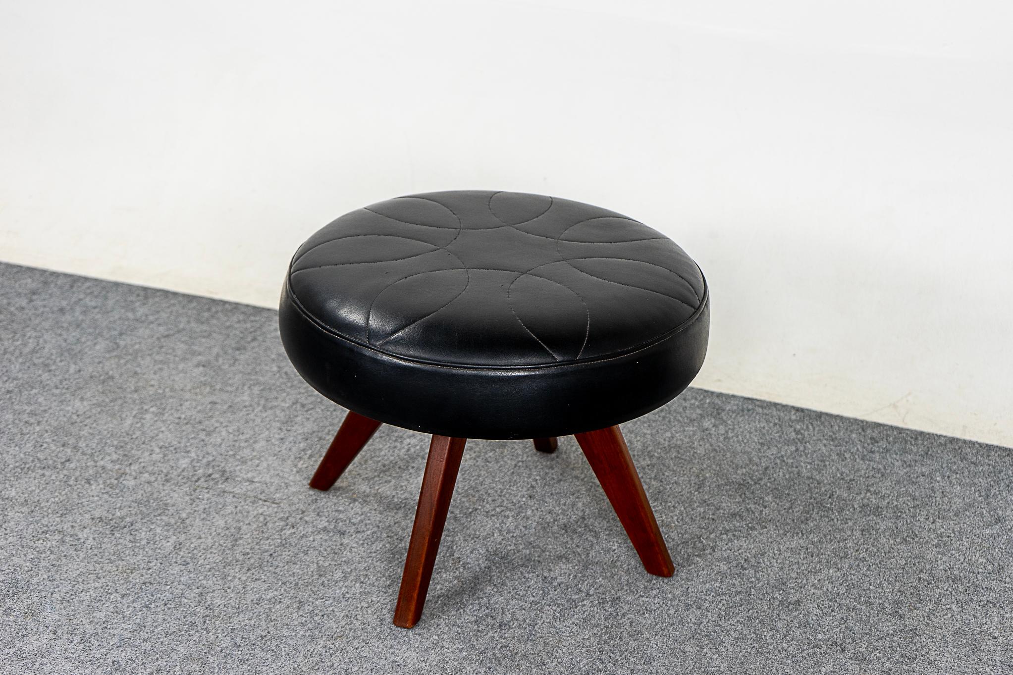 Danish Modern Teak & Vinyl Footstool In Good Condition In VANCOUVER, CA