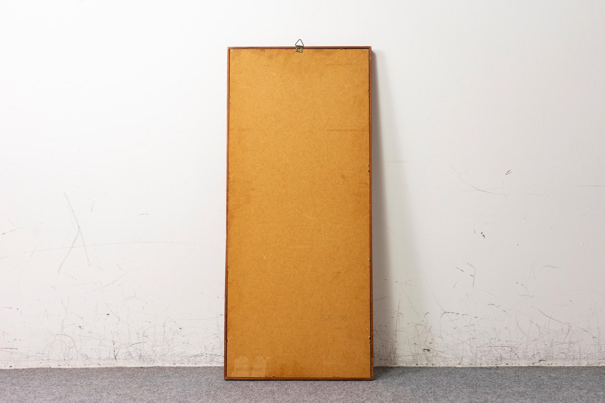 Dänischer Modern Teak Wandspiegel im Angebot 2