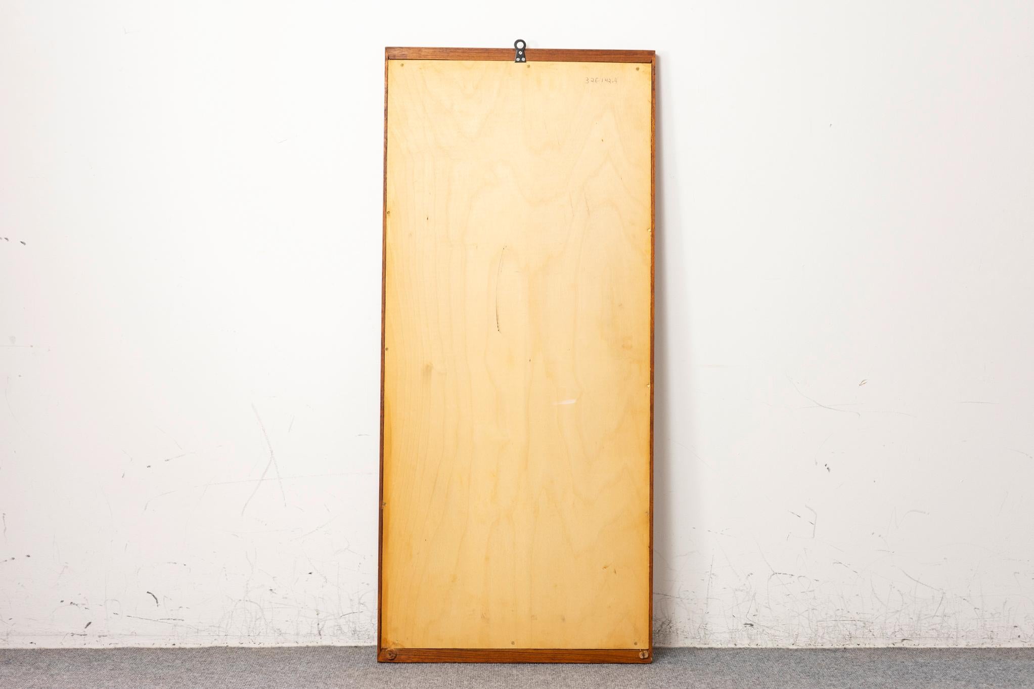 Dänischer Modern Teak Wandspiegel im Angebot 3