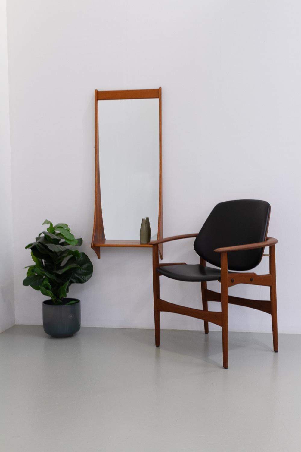 Danish Modern Teak Wall Mirror with Shelf by Jansen Spejle, 1960s. For Sale 12