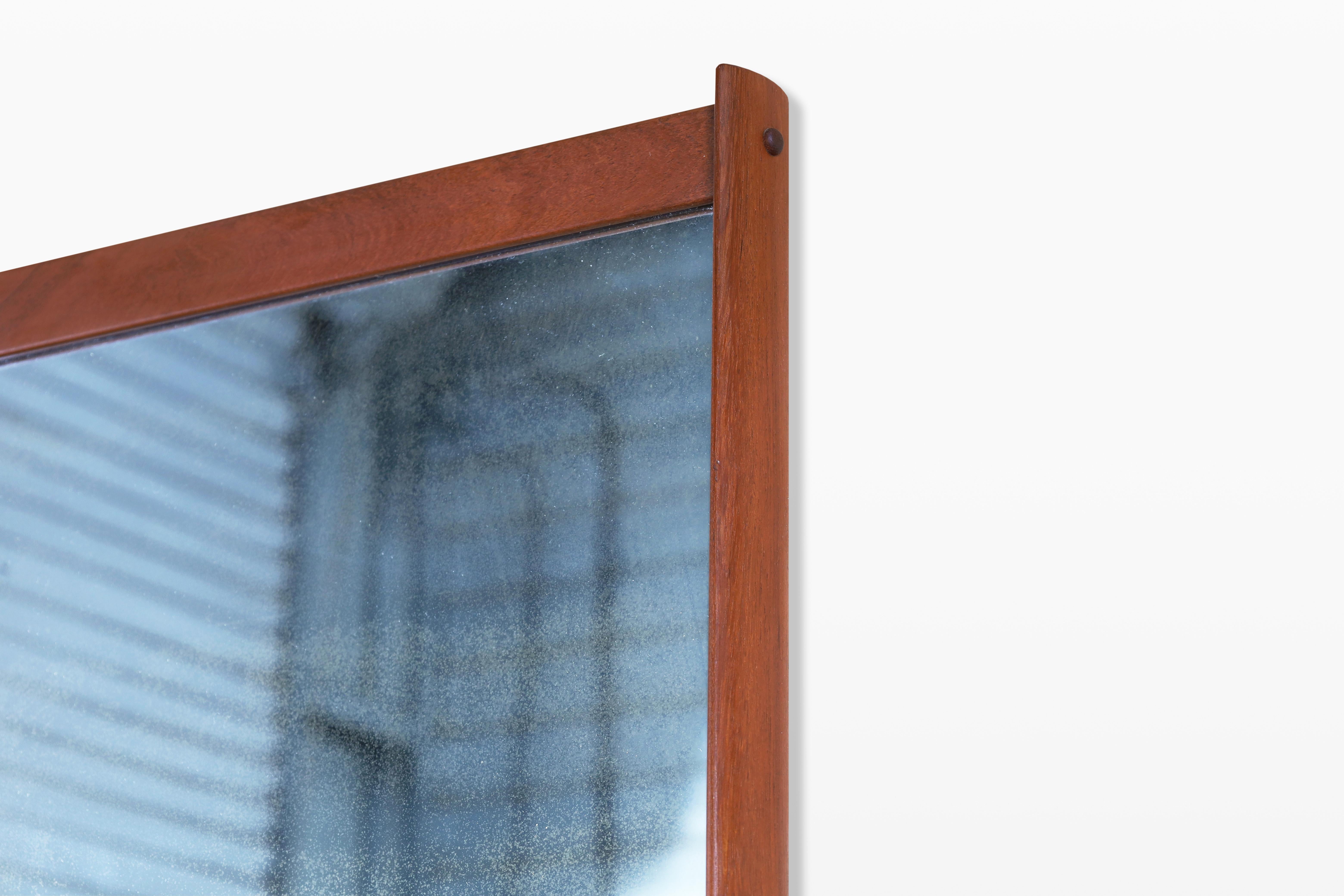 Danese Specchio da parete in teak moderno danese con mensola di Kai Kristiansen in vendita