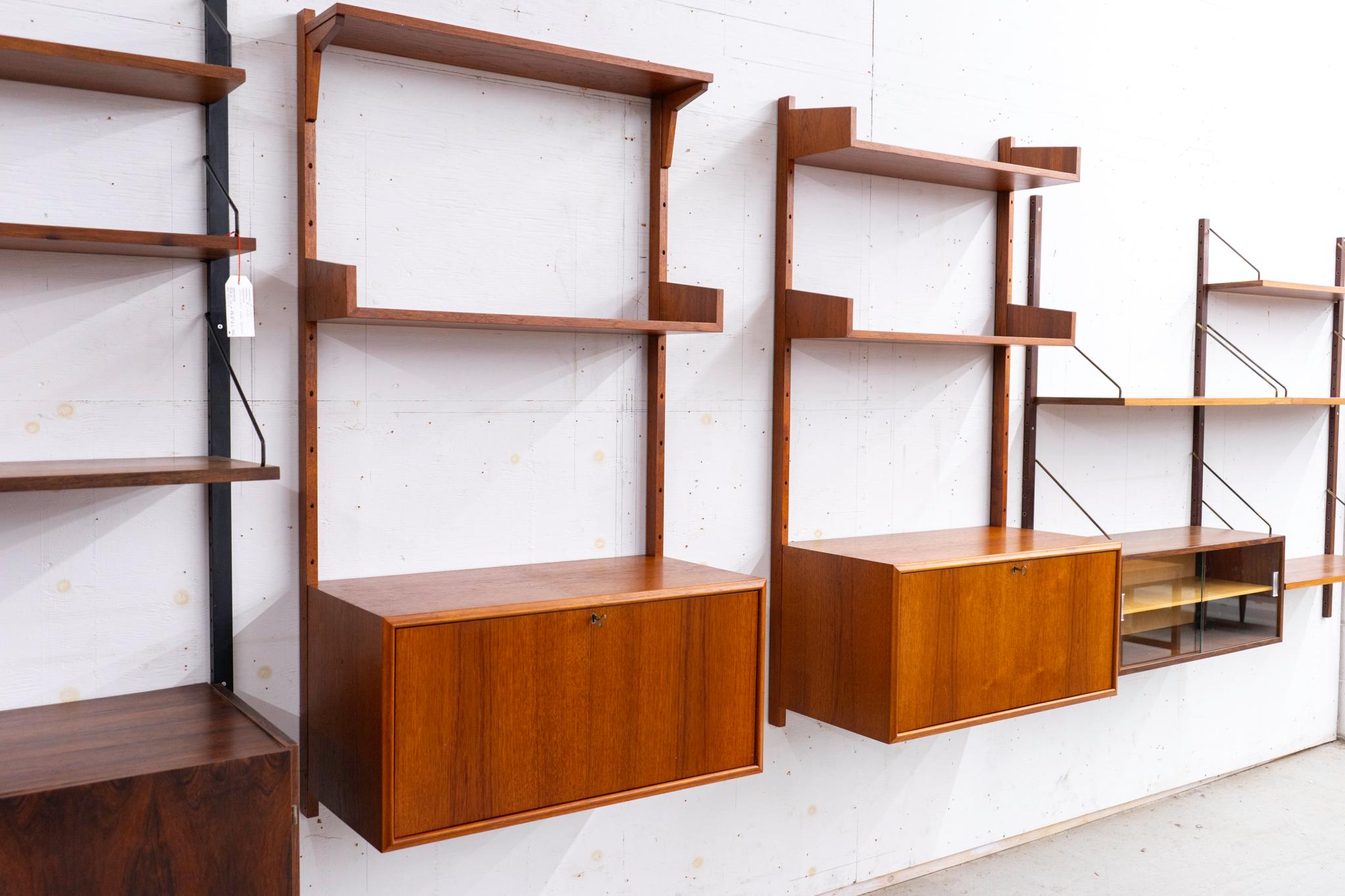 Dänisches Modernes Teakholz-Wandsystem im Angebot 6
