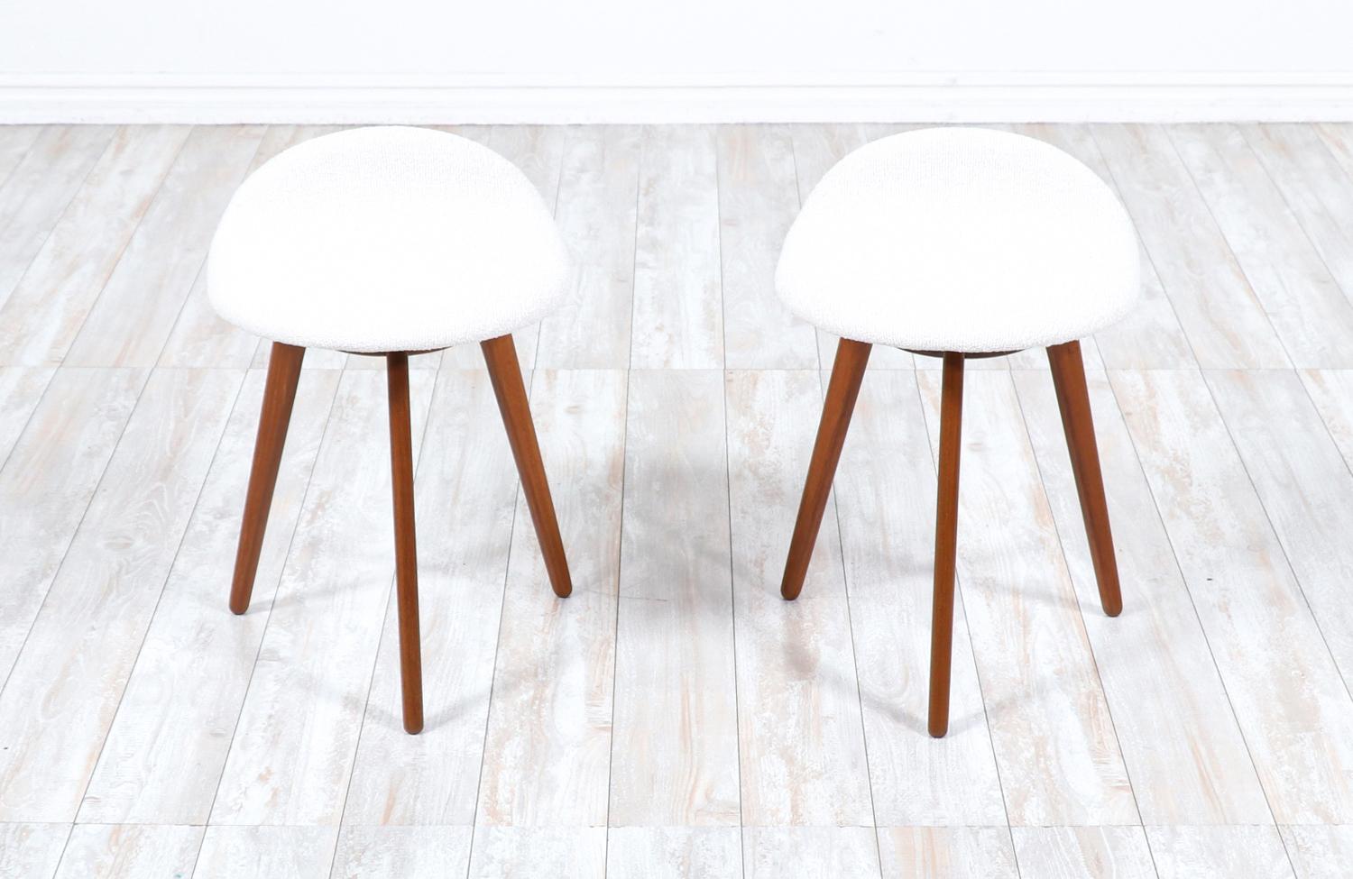 Expertly Restored - Danish Modern Teak & Wool Boucle Stools by Erik Buch In Excellent Condition For Sale In Los Angeles, CA