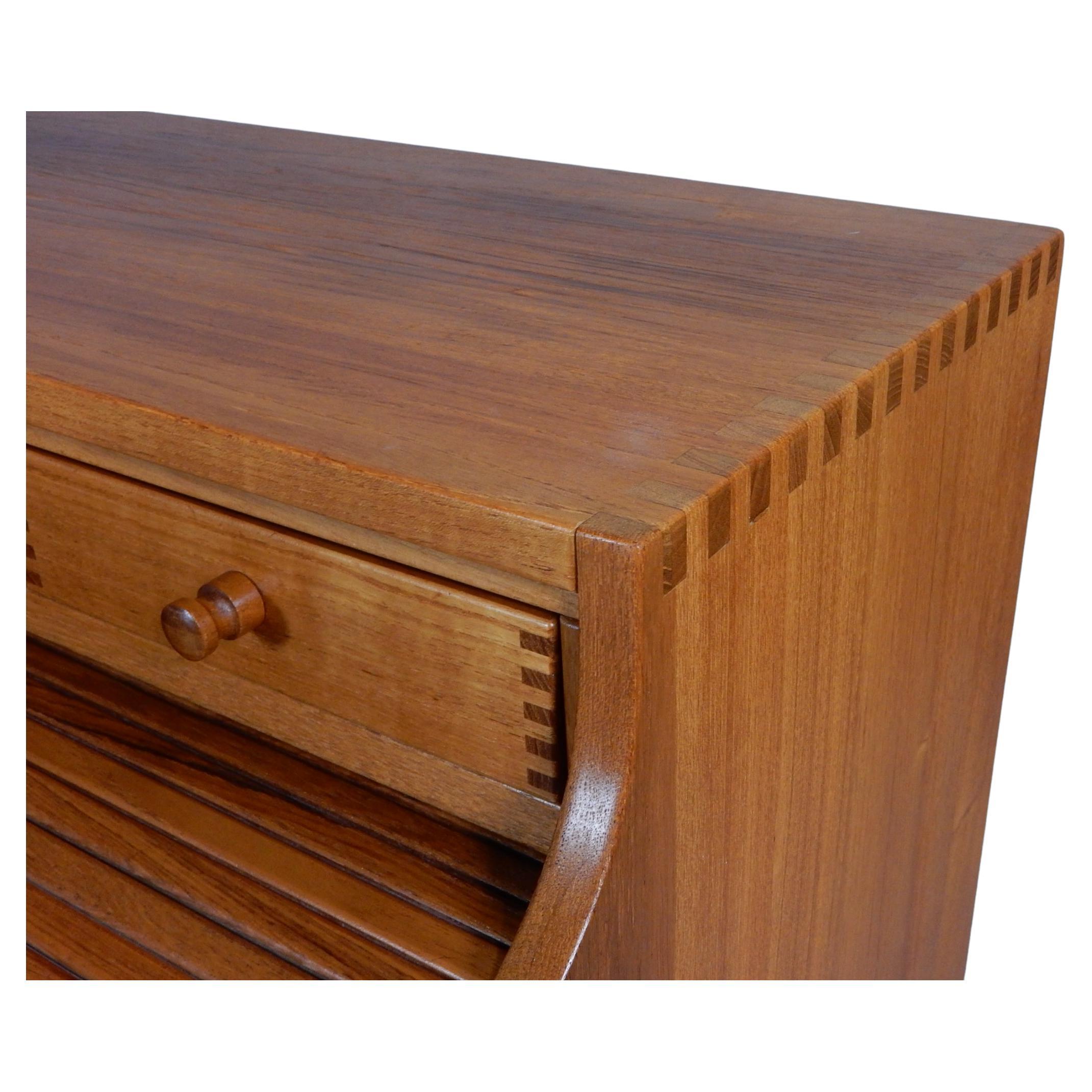 Dänischer Moderner Teakholz-Schreibtisch von Andreas Hansen, 1960er Meisterwerk mit Rollenplatte im Angebot 5